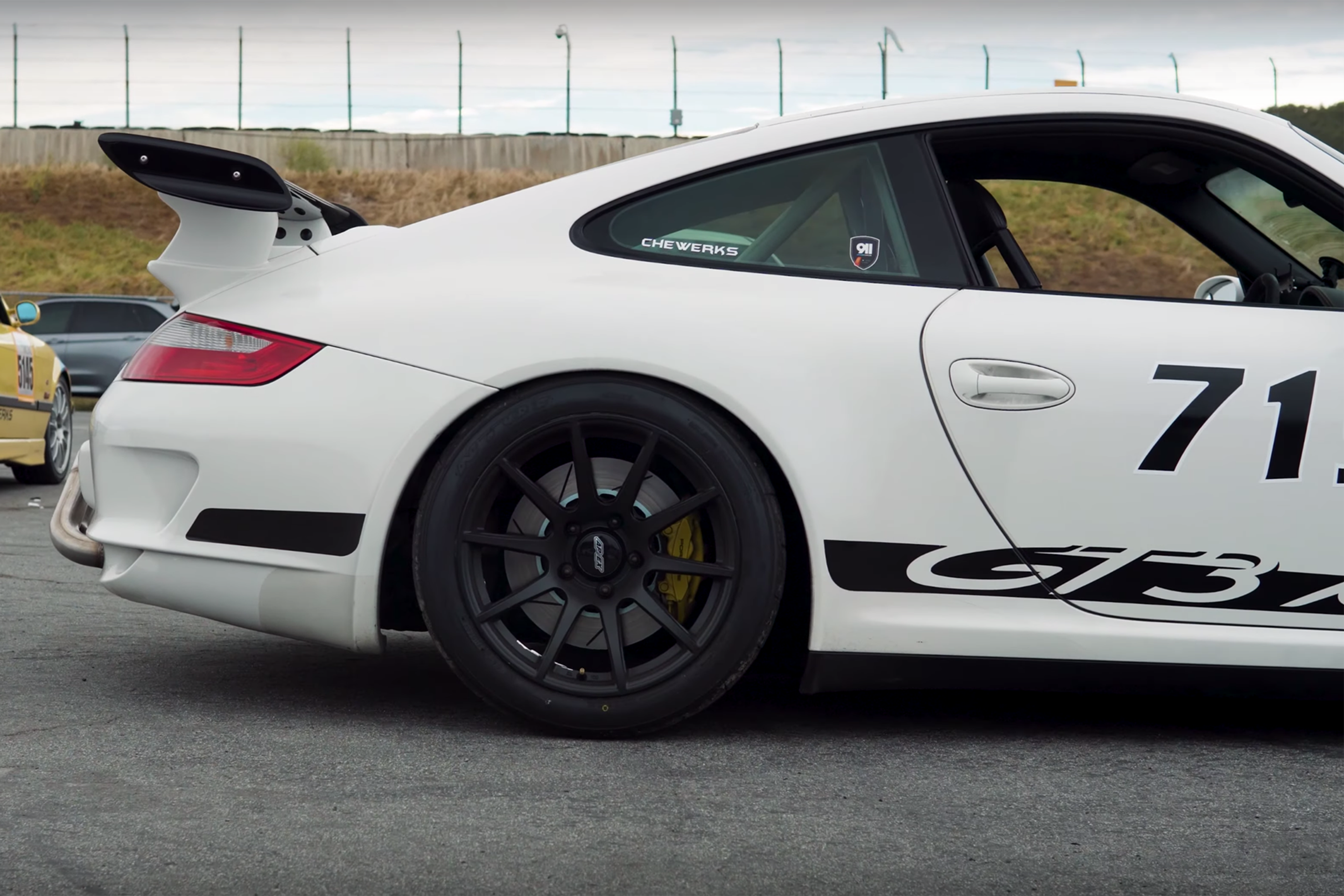 White Porsche 911 997 GT3 RS with 18" SM-10 Apex wheels in Satin Black