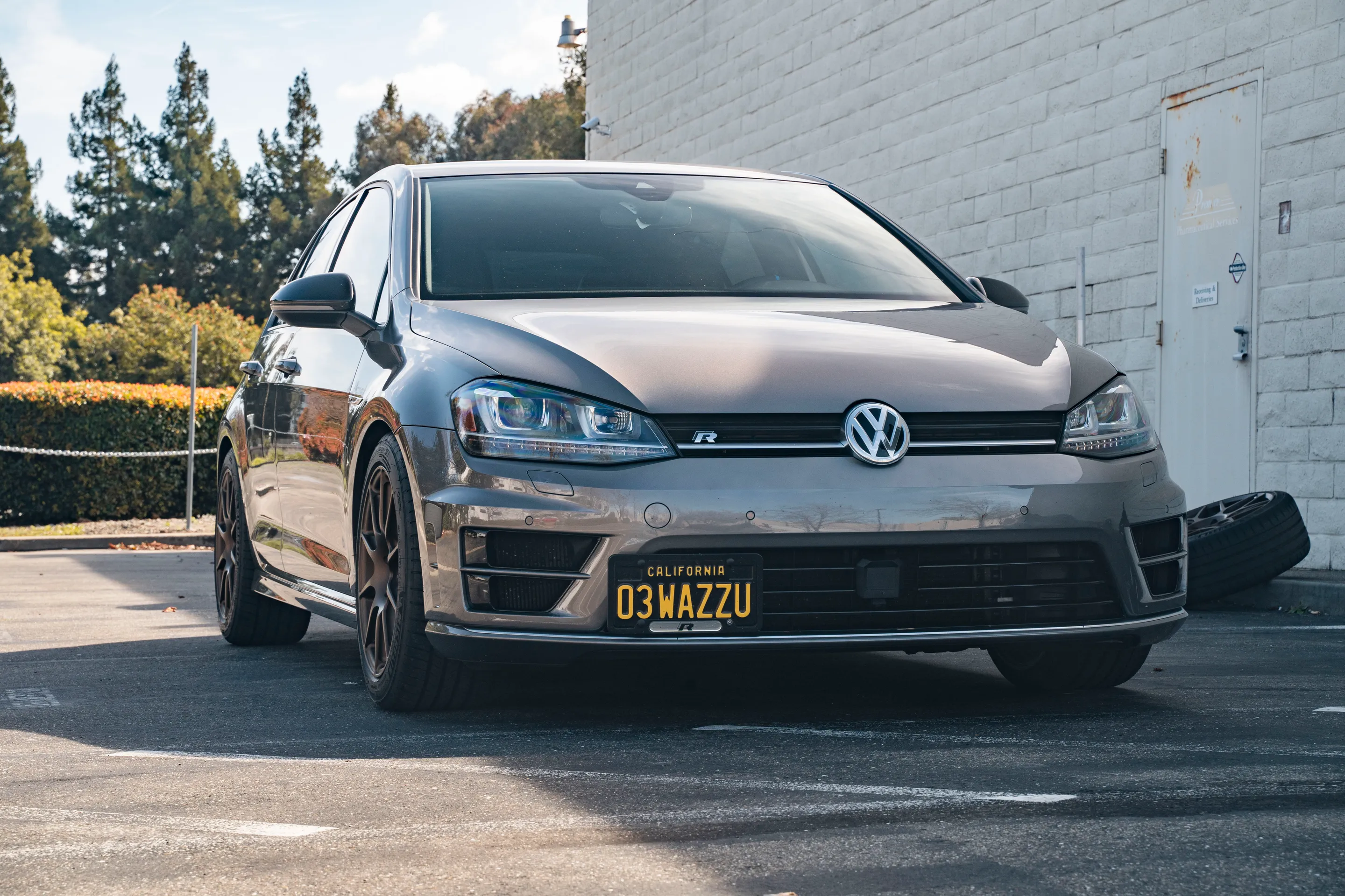 VW MK7 Golf R with 17