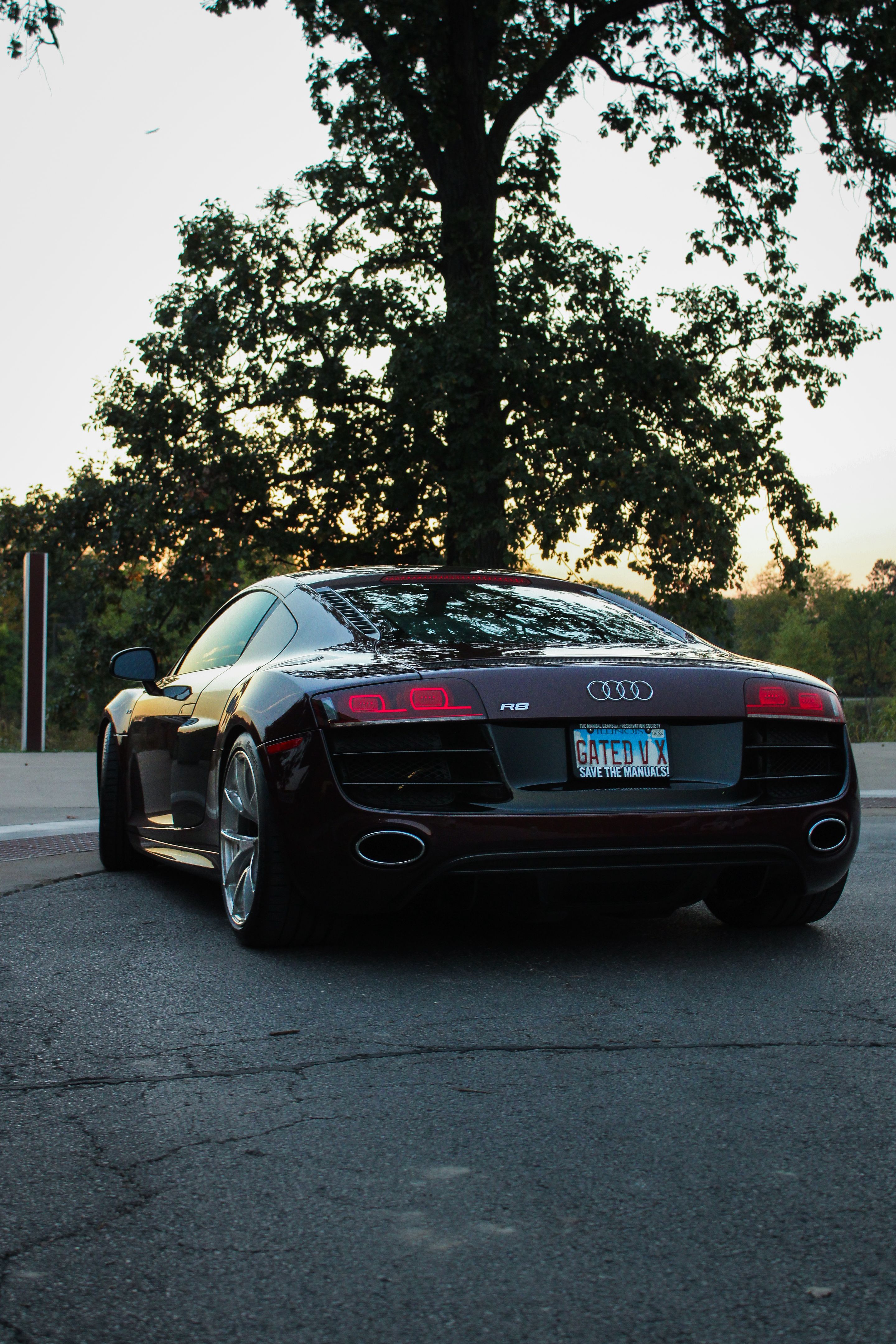 Purple Audi Gen 1 R8 with 19" VS-5RS Apex wheels in Brushed Clear