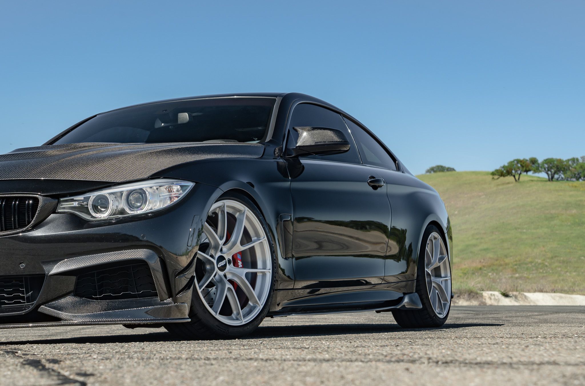 Black BMW F32 Coupe 4 Series with 19" VS-5RS Apex wheels in Brushed Clear