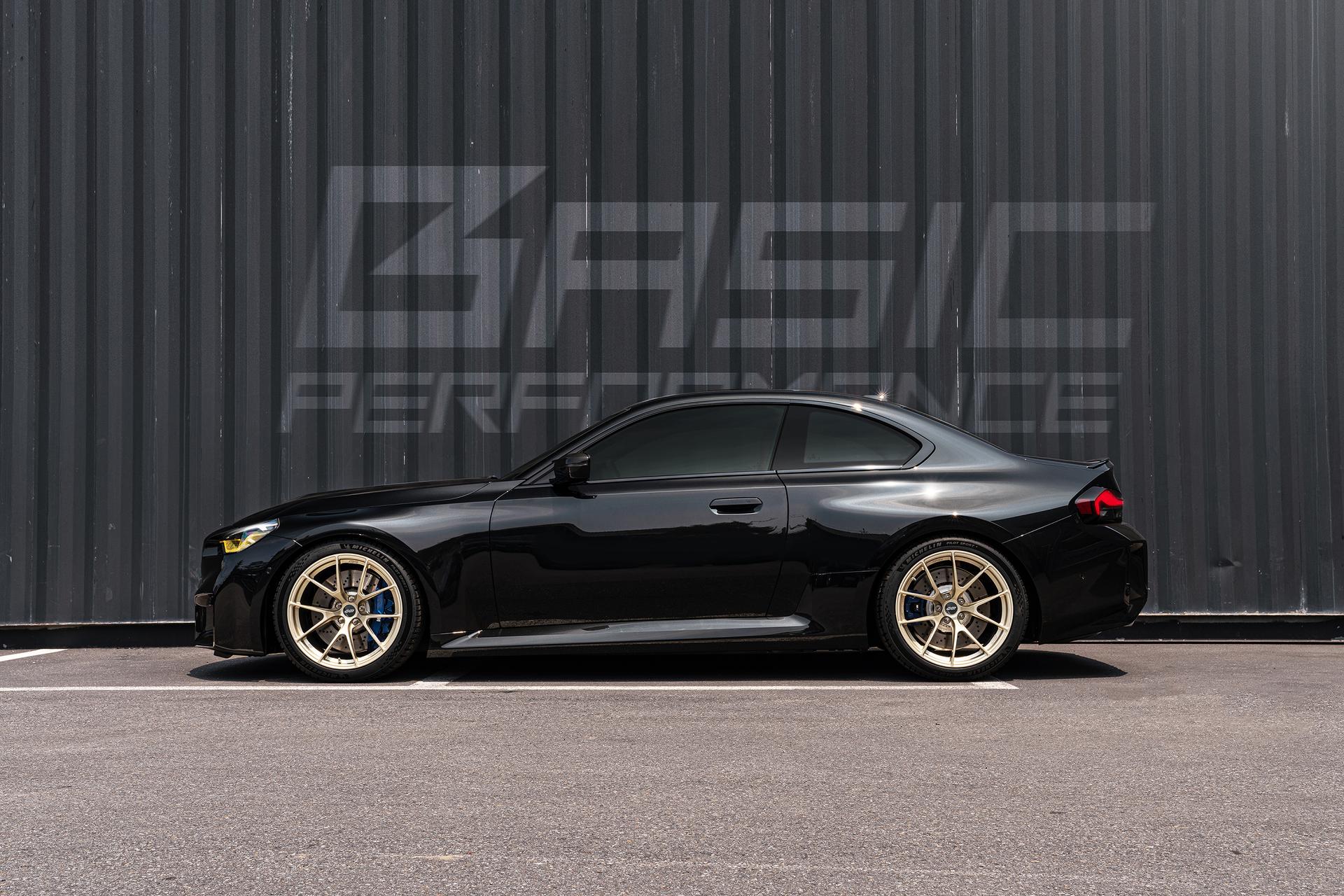 BMW G87 M2 with 19" VS-5RS in Motorsport Gold
