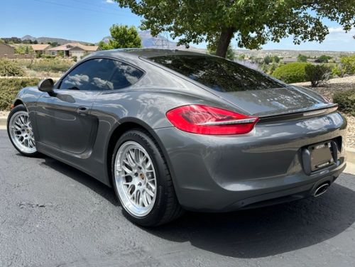 Grey Porsche Cayman - ML-10RT in Machined Lip Brushed Clear