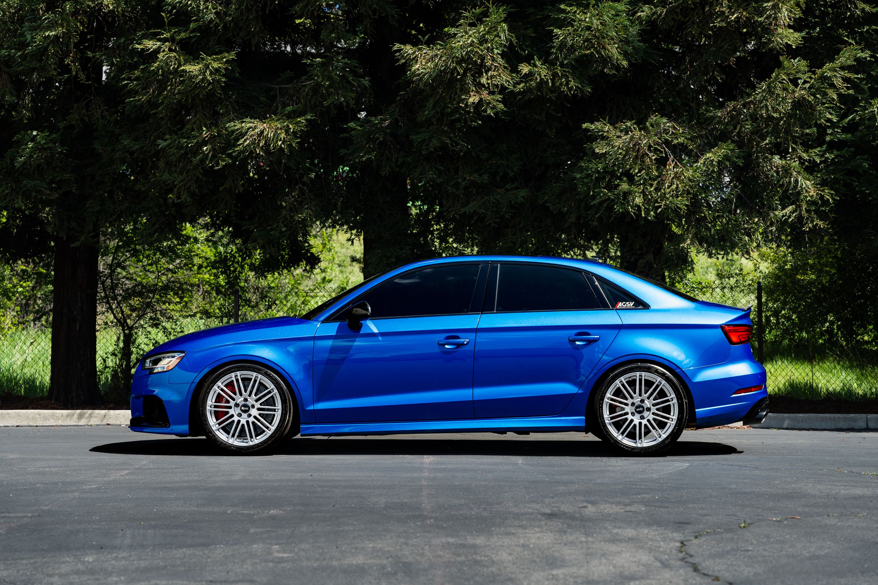 Blue Audi 8V RS 3 with 18" TC-10RT Apex wheels in Race Silver