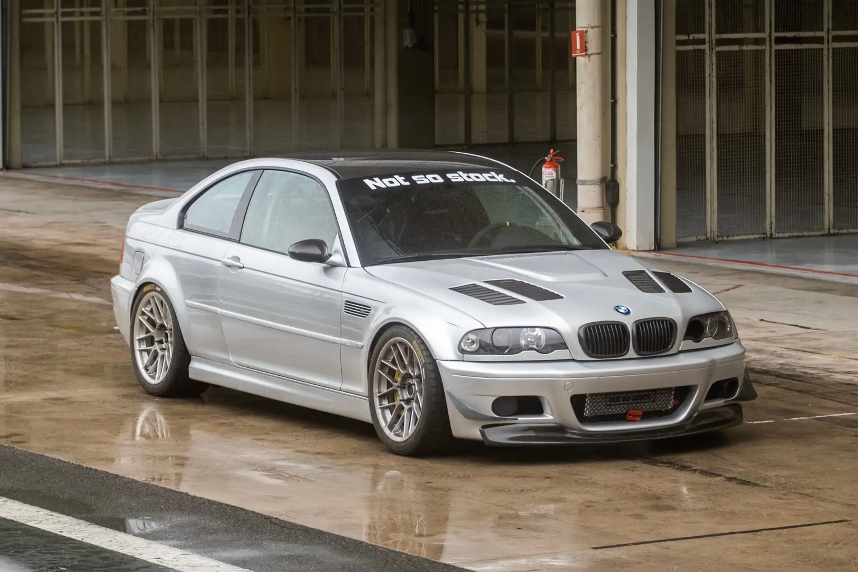 Silver BMW E46 M3 with 18" ARC-8 Apex wheels in Hyper Silver