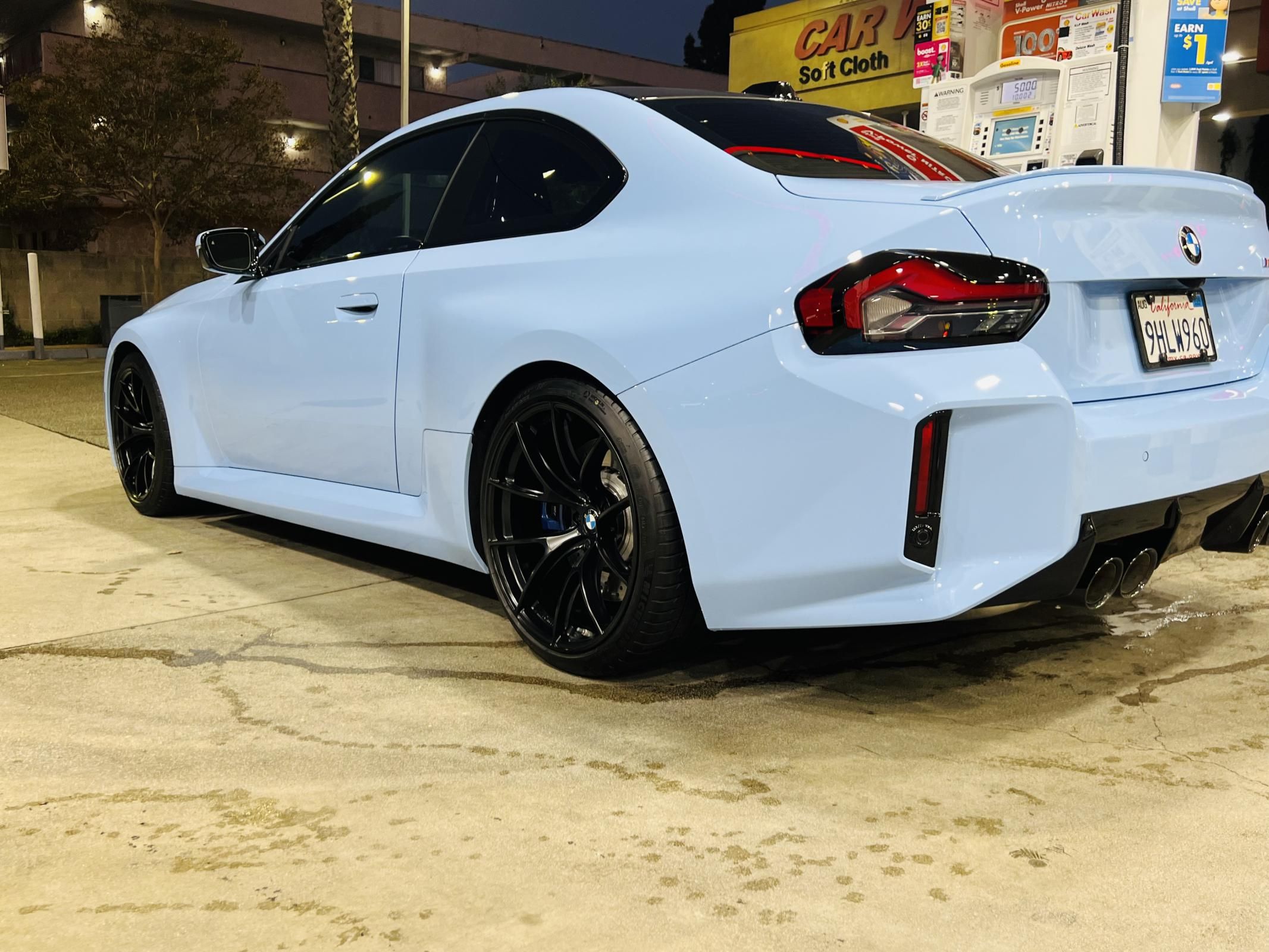 Blue BMW G87 M2 with 19"/20" VS-5RS Apex wheels in Satin Black