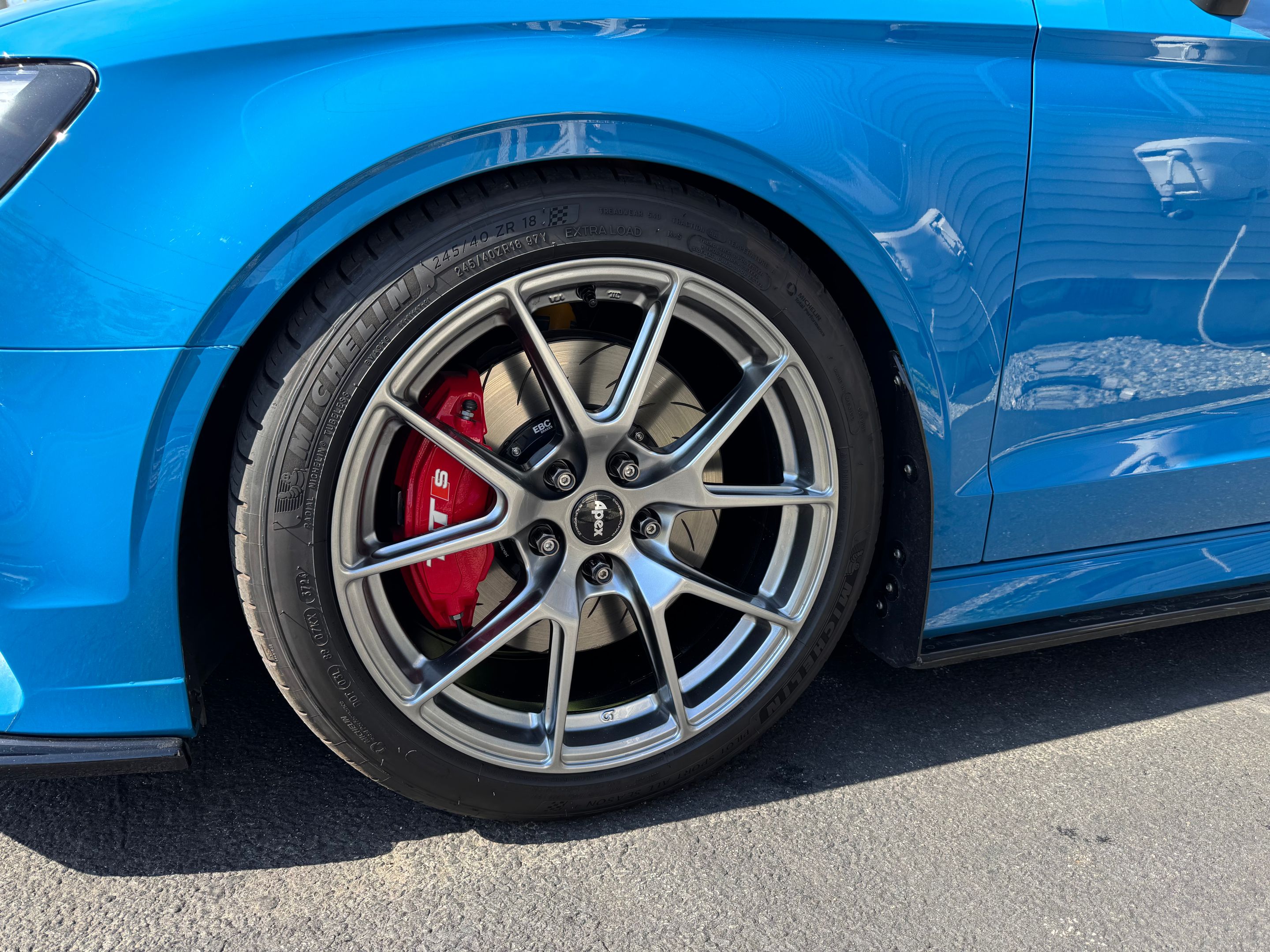 Blue Audi 8V S3 with 18" VS-5 Apex wheels in Hyper Black