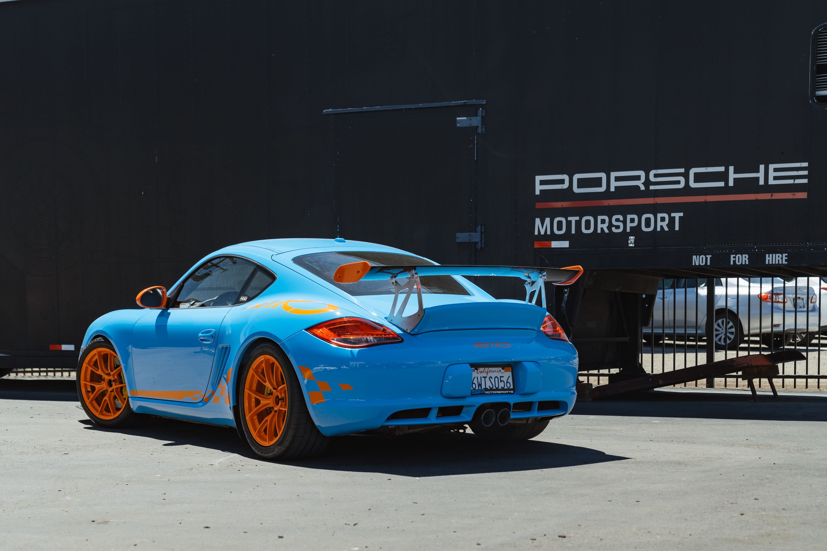 Blue Porsche 987 Cayman S with 18" VS-5RS Apex wheels in Custom Finish