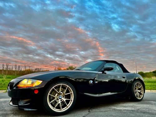 Black BMW Z4 M - VS-5RS in Motorsport Gold