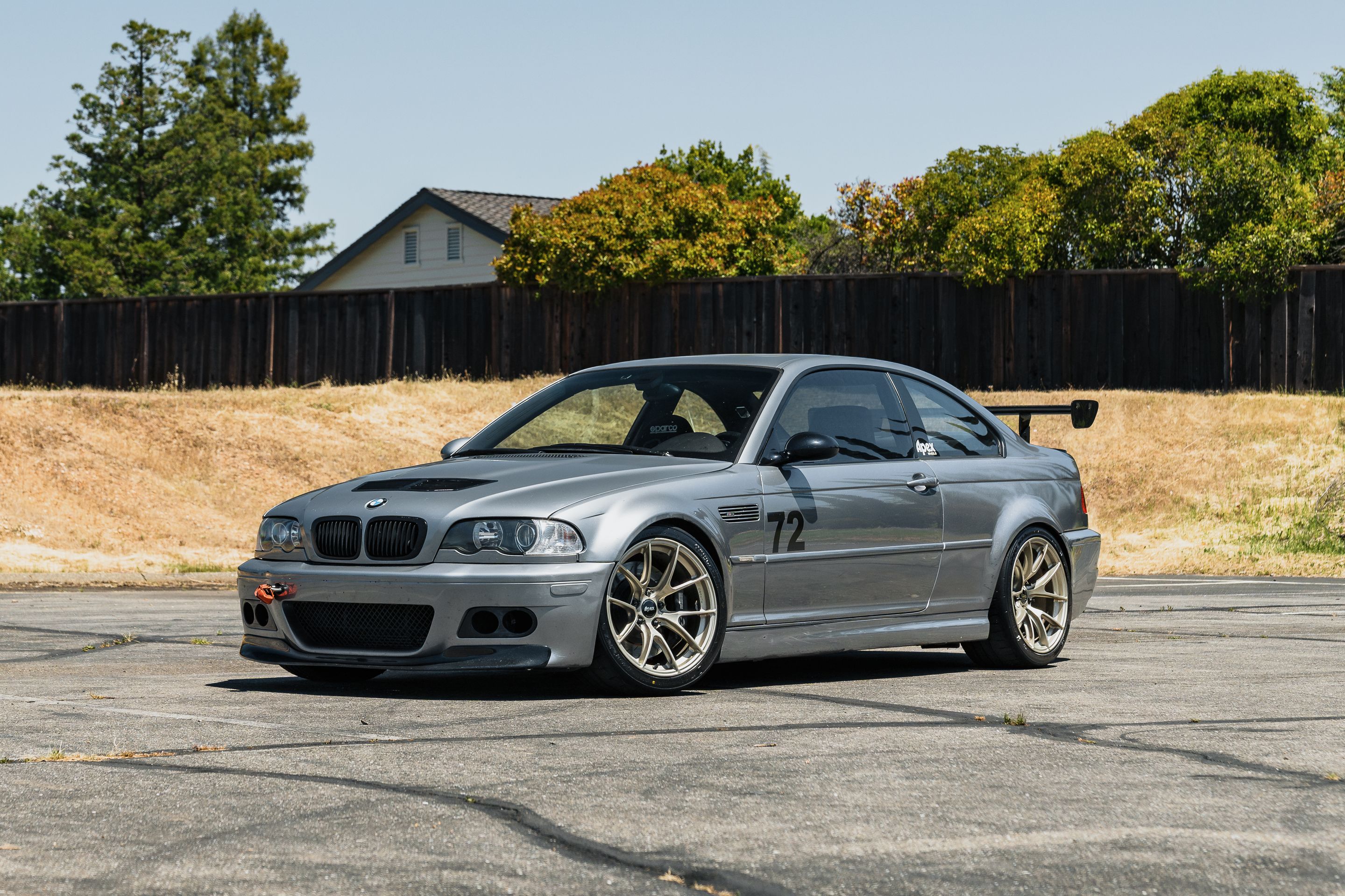 Grey BMW E46 M3 with 18" VS-5RS Apex wheels in Motorsport Gold