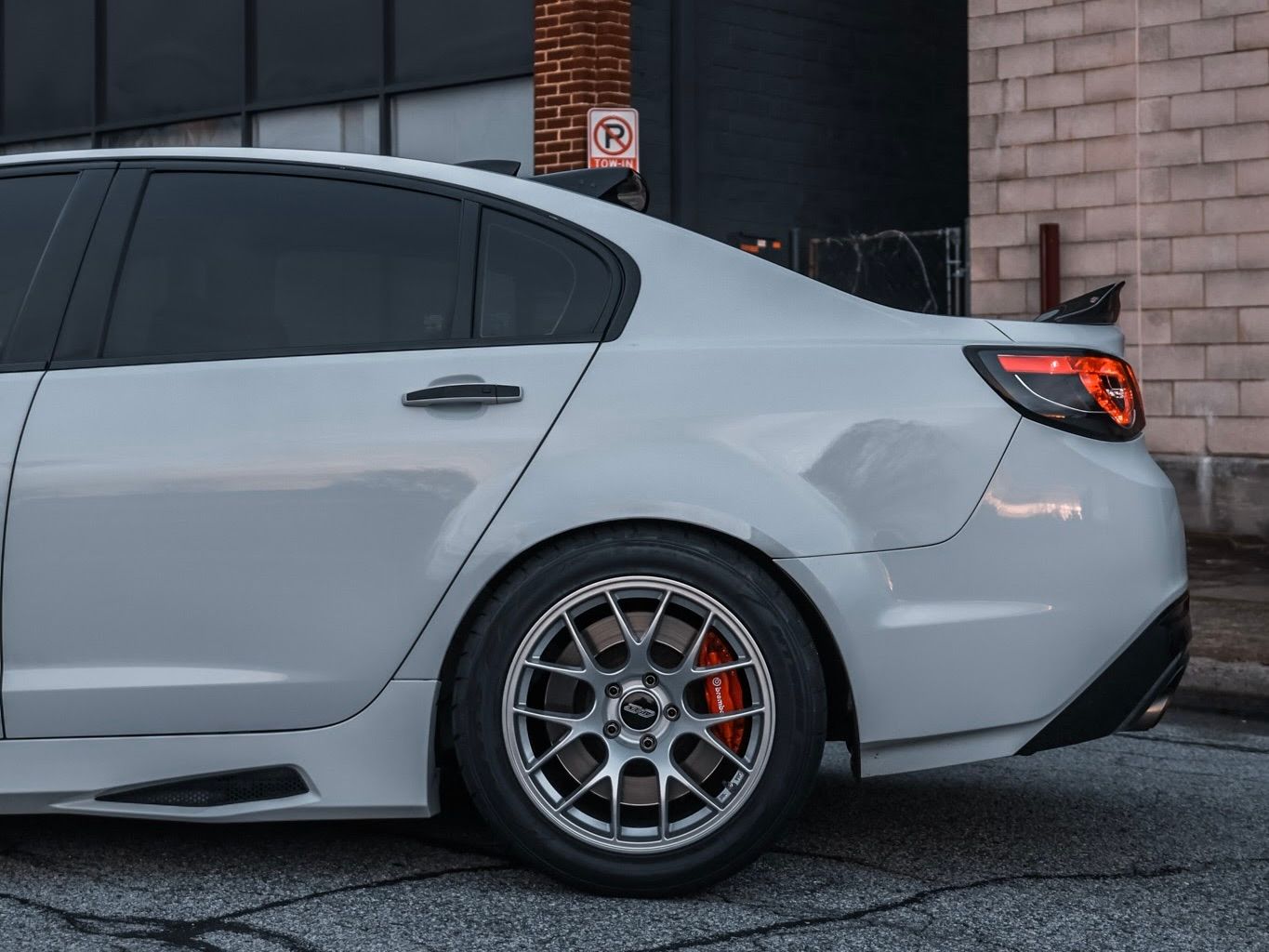White Chevrolet SS with 19"/18" EC-7 Apex wheels in Race Silver
