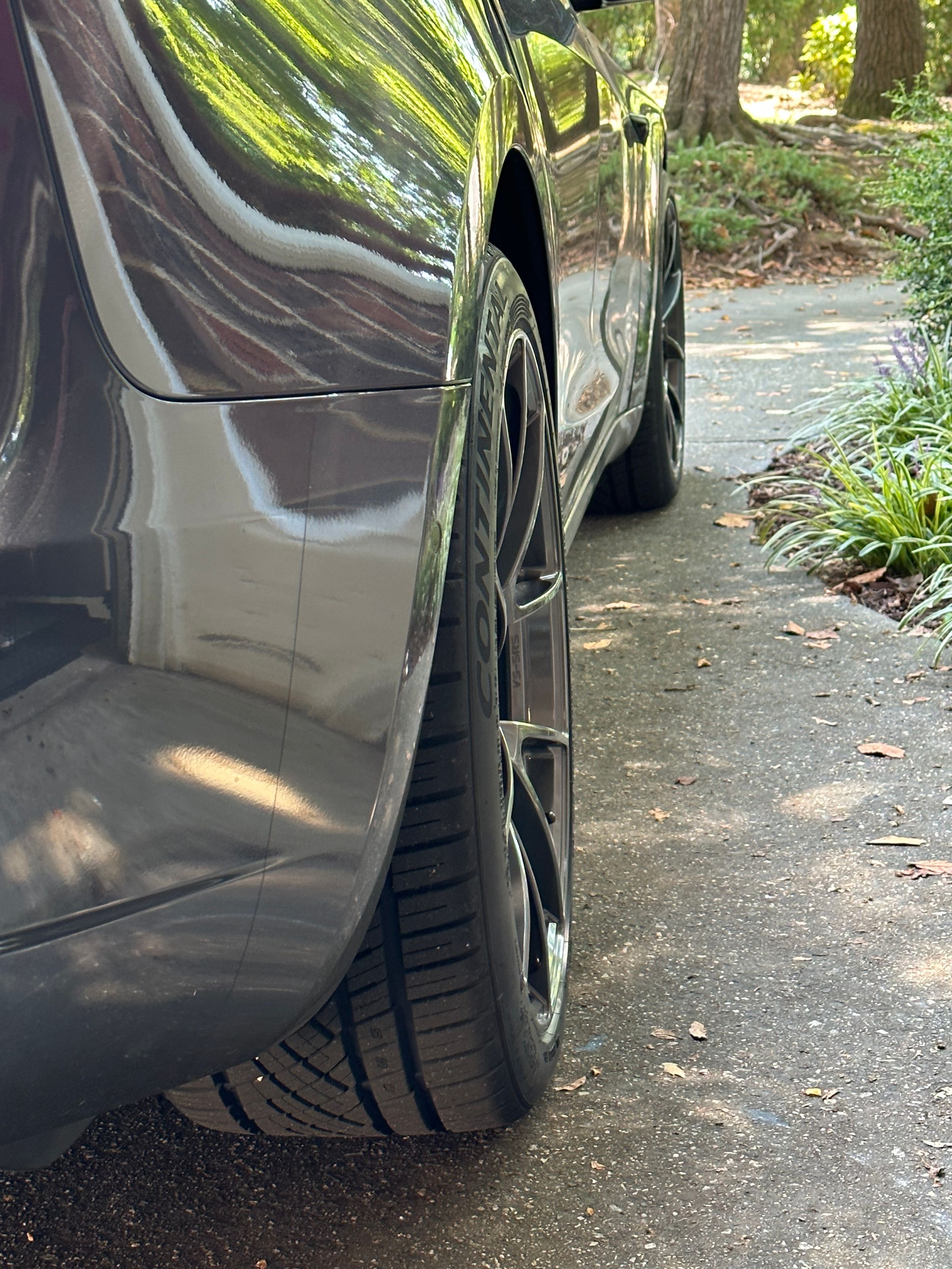 Grey Tesla Model 3 with 19" VS-5RS Apex wheels in Anthracite