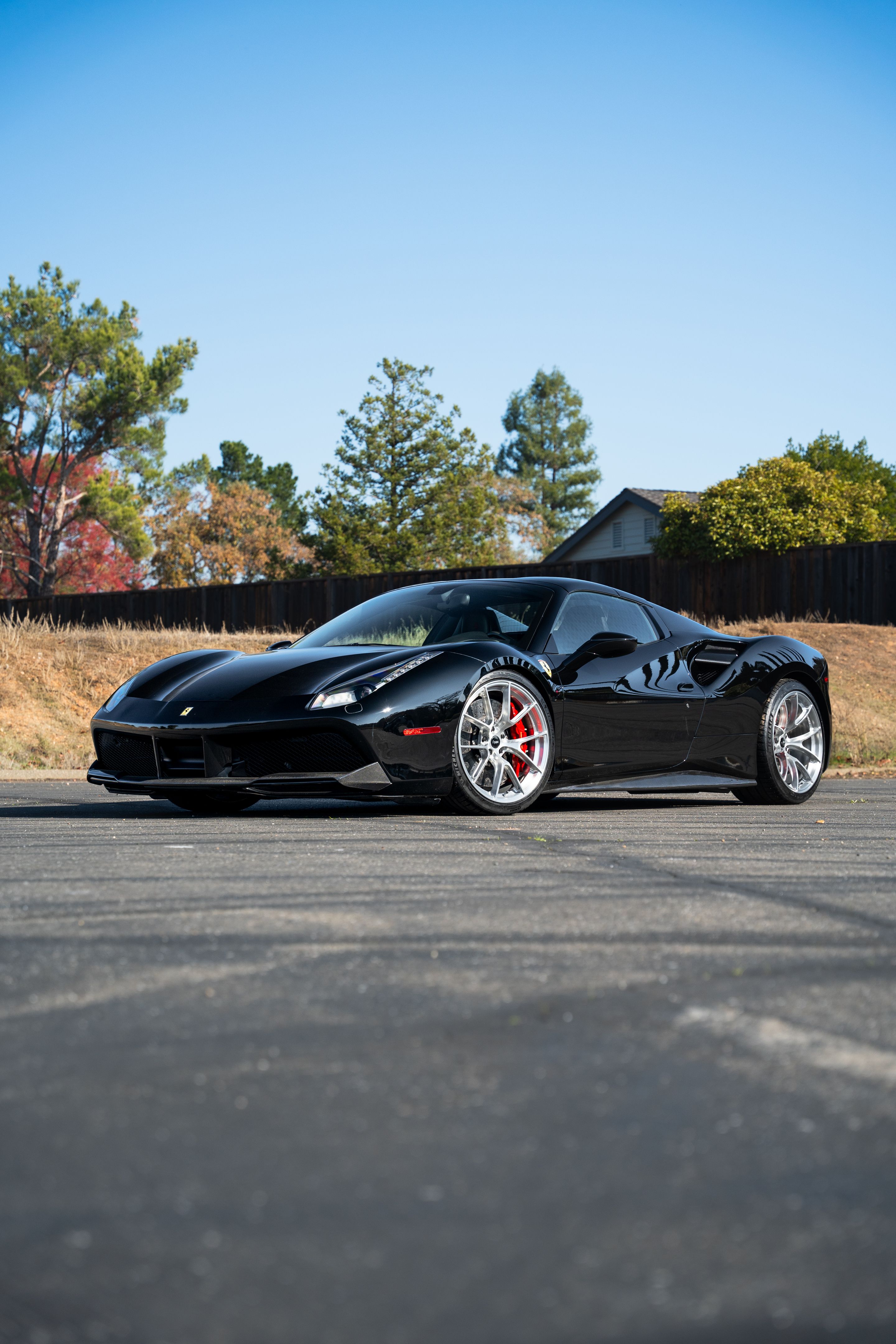 Black Ferrari 488 with 20" VS-5RS Apex wheels in Brushed Clear