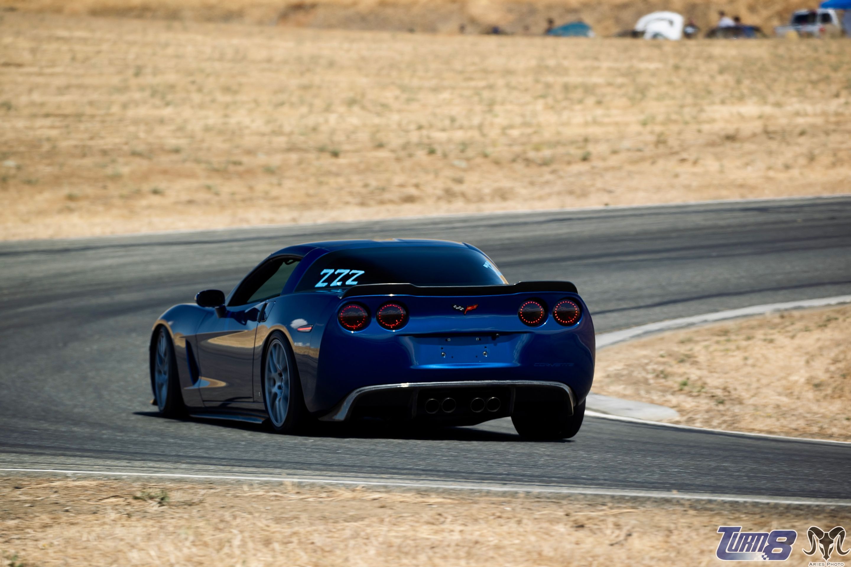 Blue Chevrolet C6 Corvette Base/Z51 with 18"/19" EC-7 Apex wheels in Race Silver