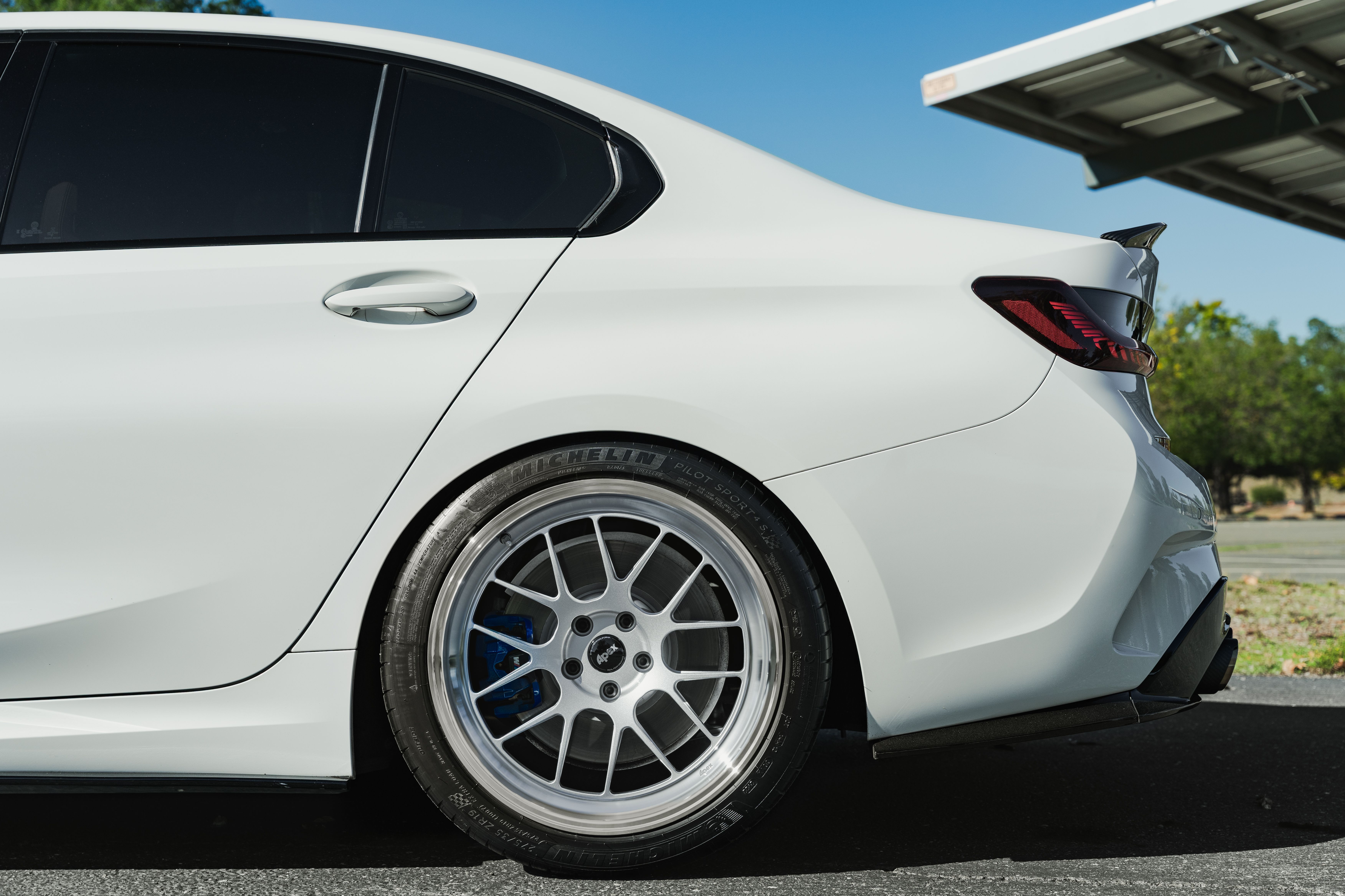 BMW G20 Sedan 3 Series with 19