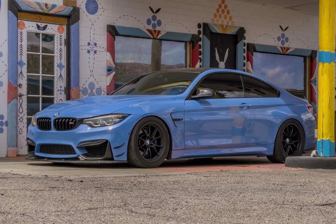 Blue BMW F82 Coupe M4 with 18" FL-5 Apex wheels in Satin Black