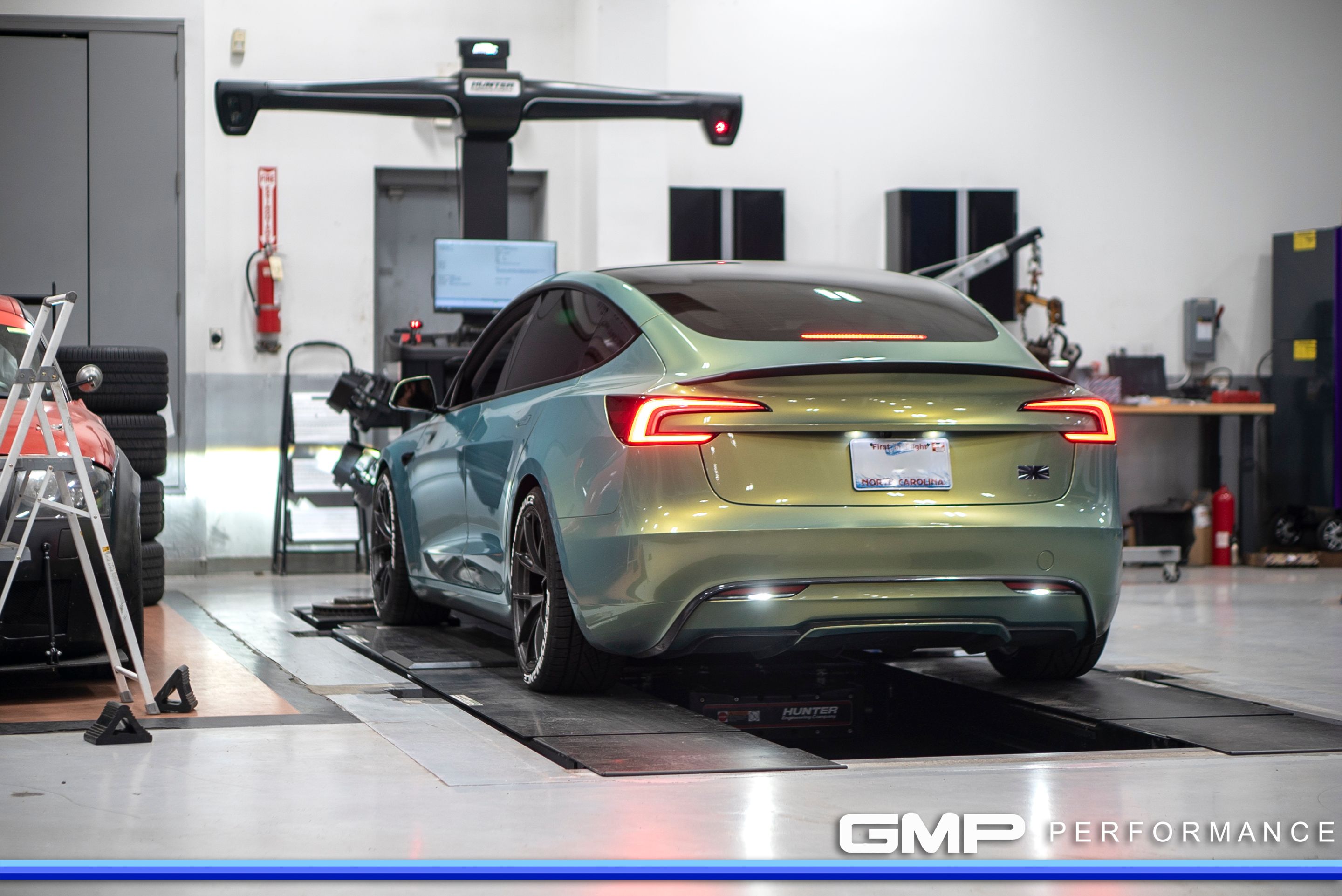 Green Tesla Model 3 with 19" VS-5RS Apex wheels in Brushed Clear