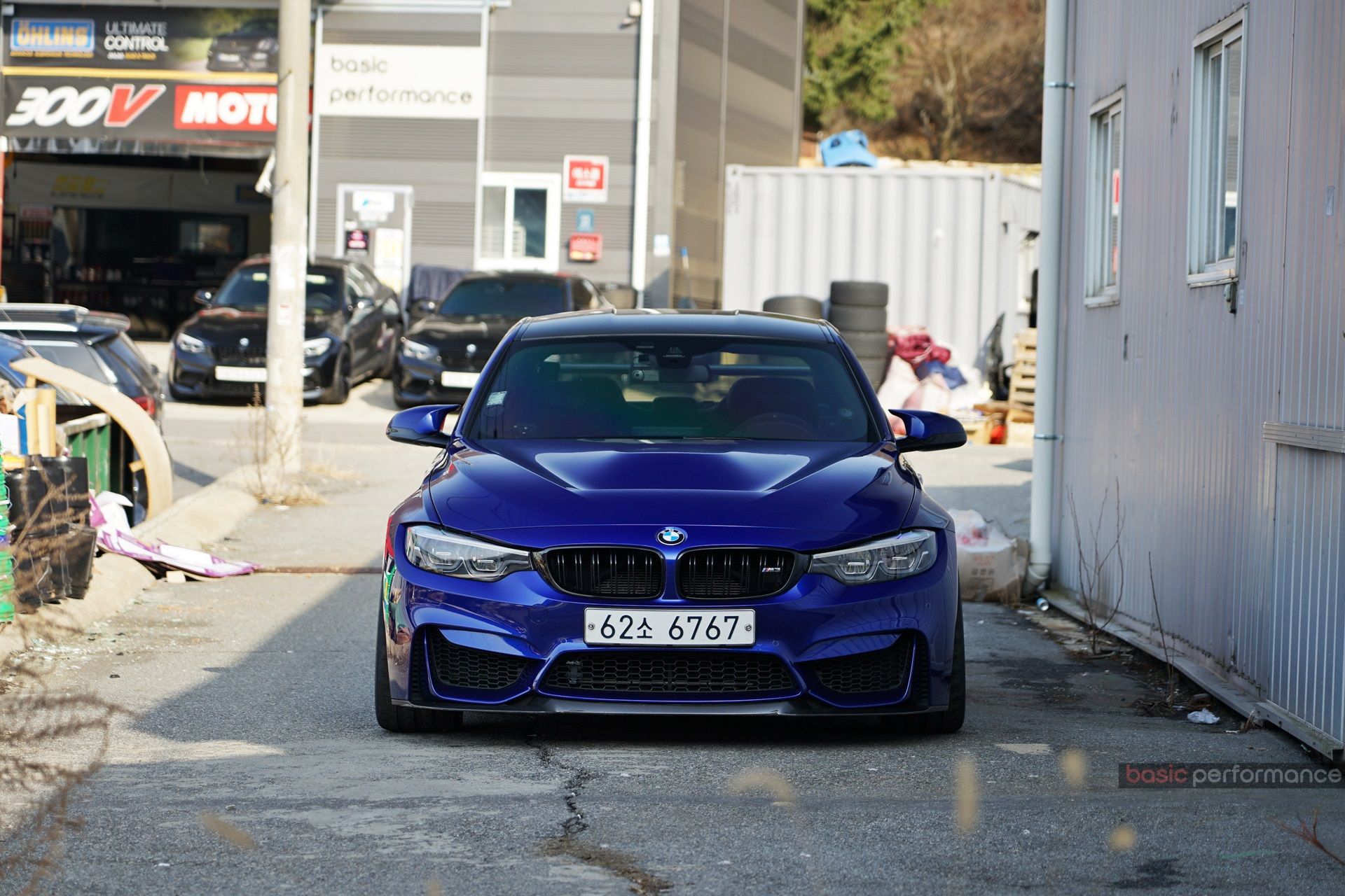 Blue BMW F80 M3 with 18" EC-7R Apex wheels in Brushed Clear