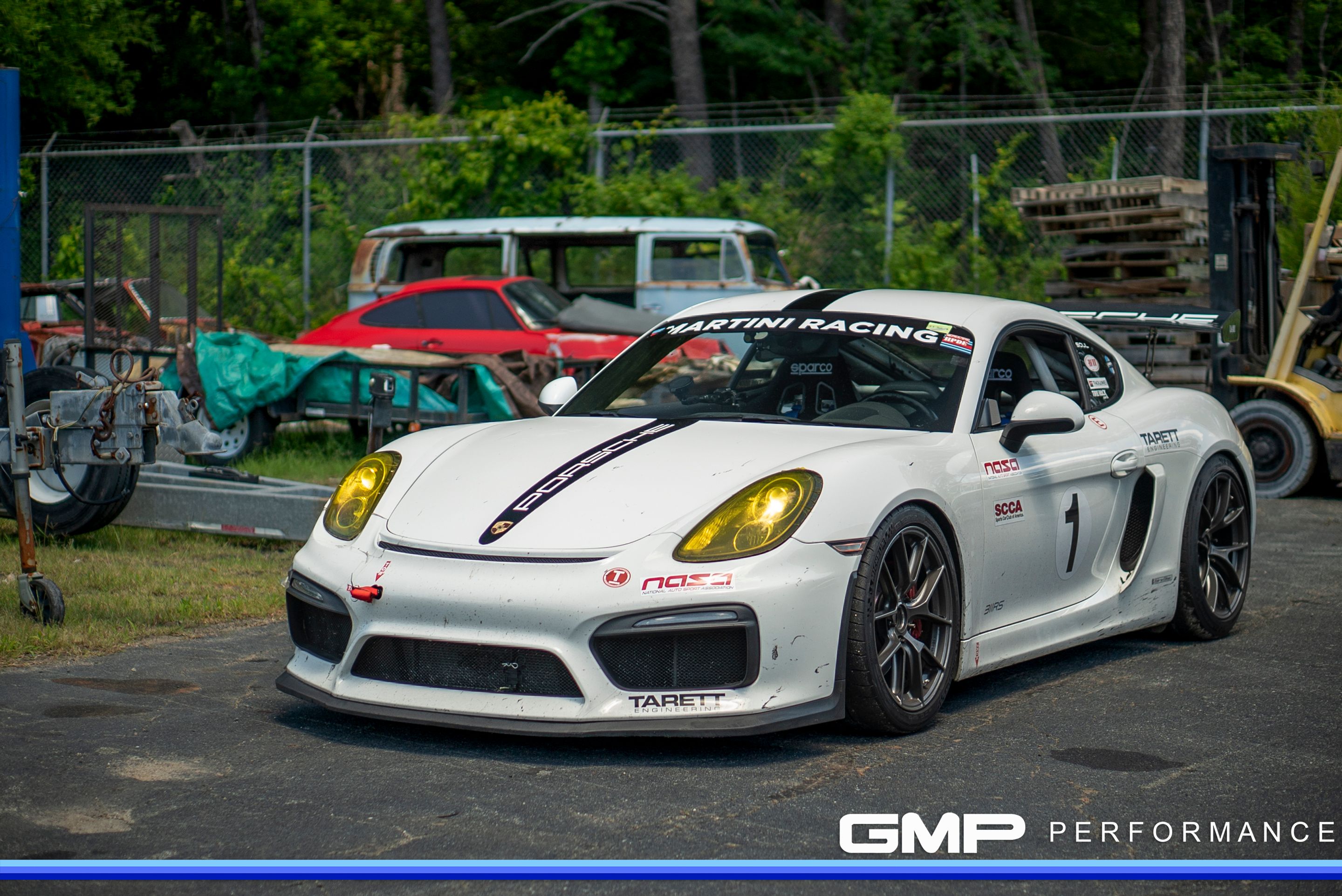 White Porsche 981 Cayman S with 19" VS-5RS Apex wheels in Anthracite