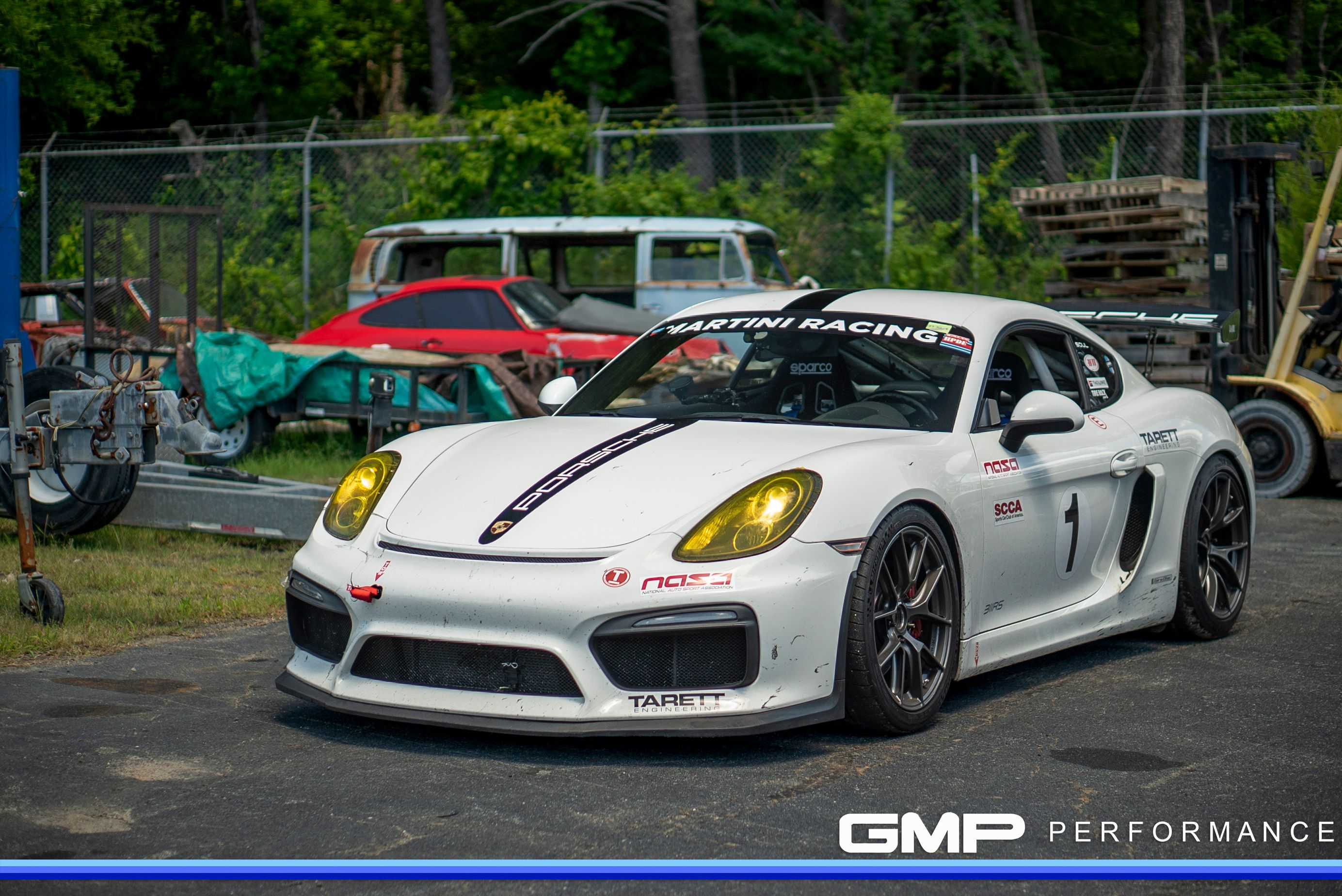 White Porsche 981 Cayman S with 19" VS-5RS Apex wheels in Anthracite