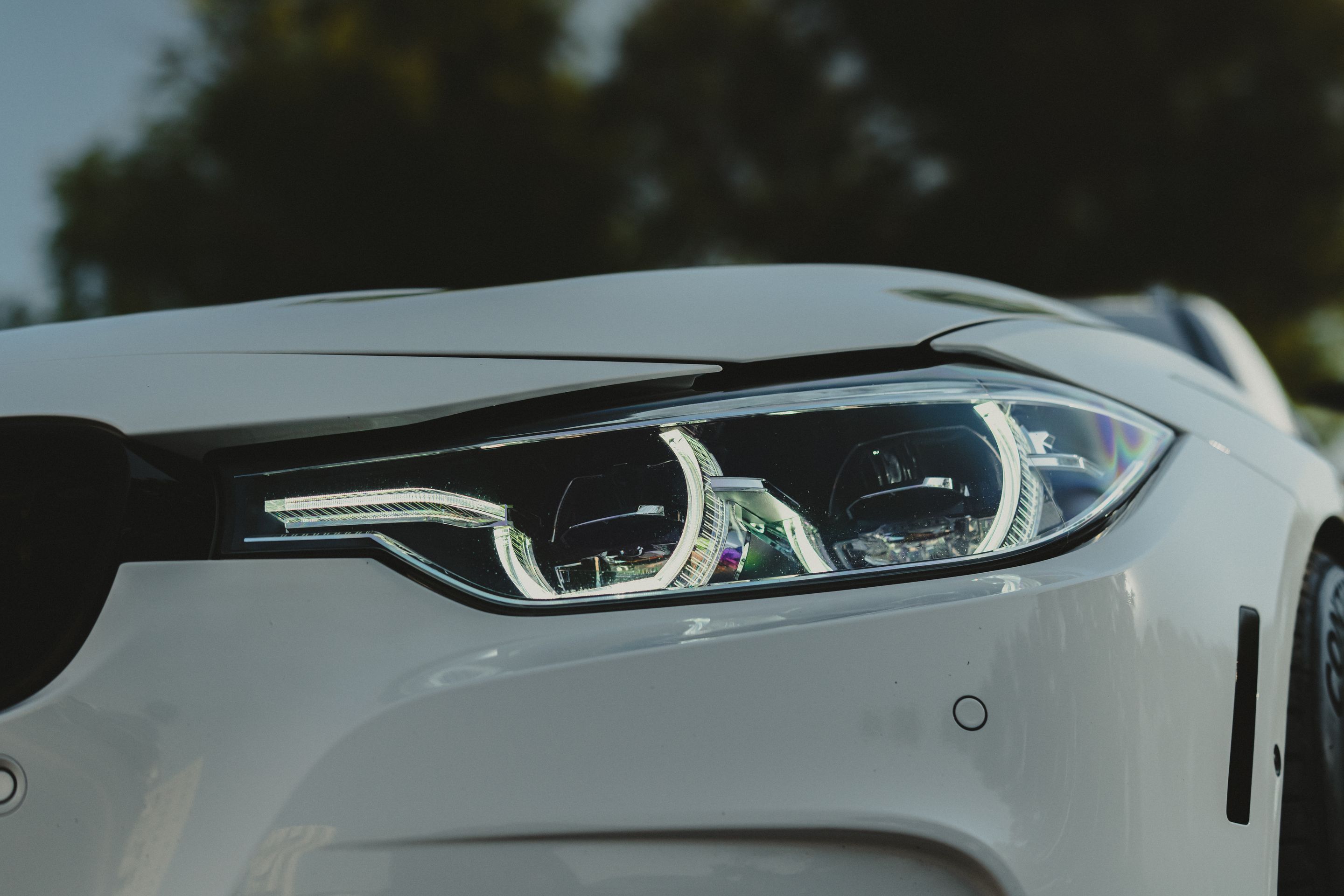 White BMW F31 Wagon 3 Series with 18" ARC-8 Apex wheels in Race Silver