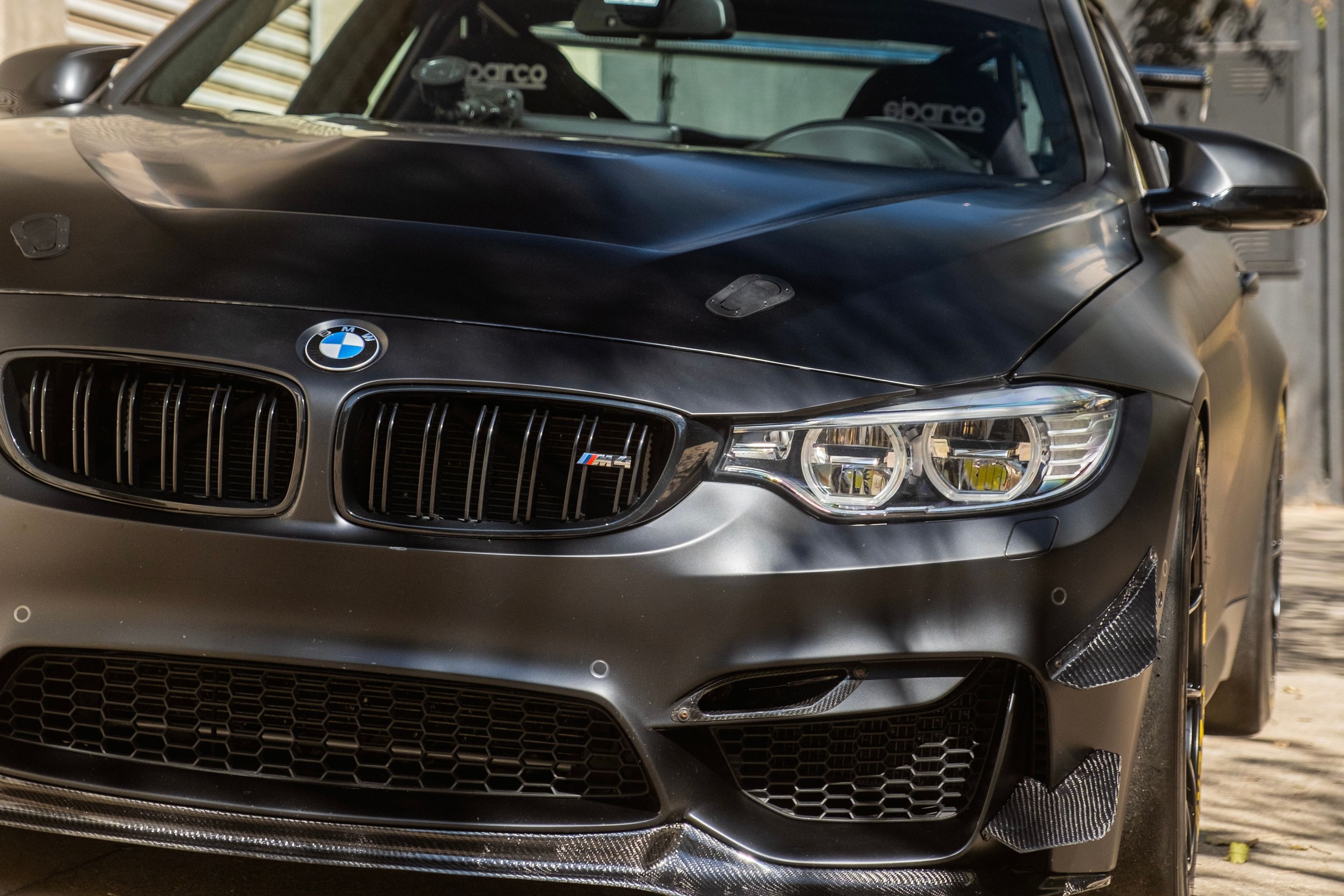 Black BMW F82 Coupe M4 with 18" VS-5RS Apex wheels in Satin Black