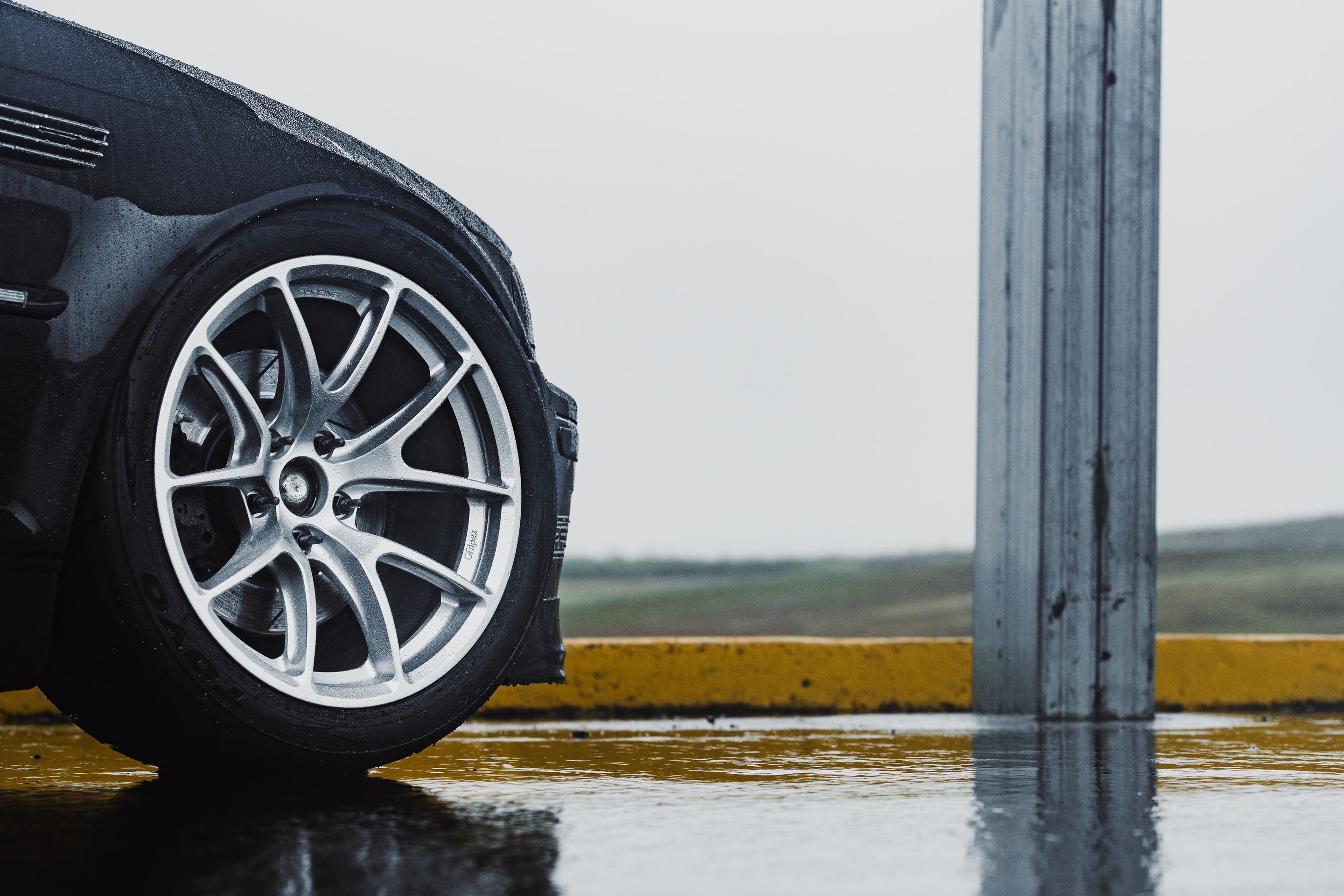 Grey BMW E46 M3 with 18" VS-5RE Apex wheels in Race Silver