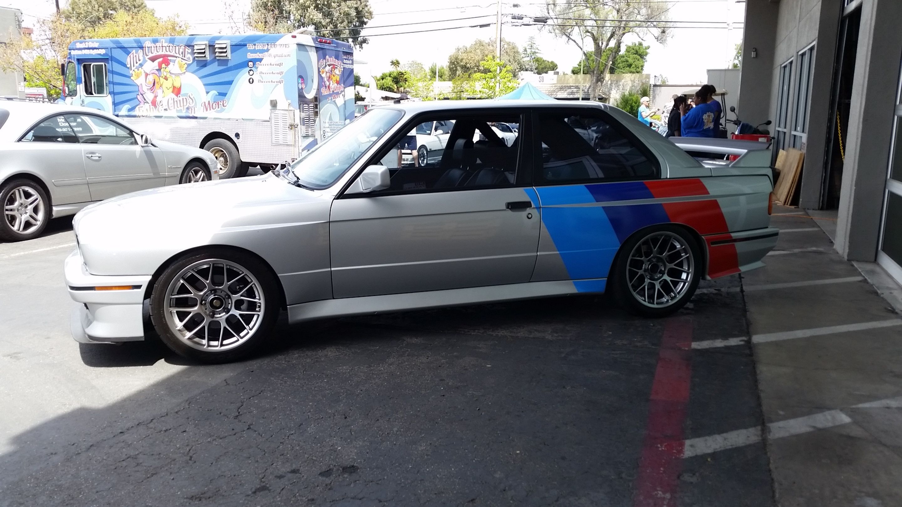Silver BMW E30 M3 with 17" ARC-8 Apex wheels in Hyper Black