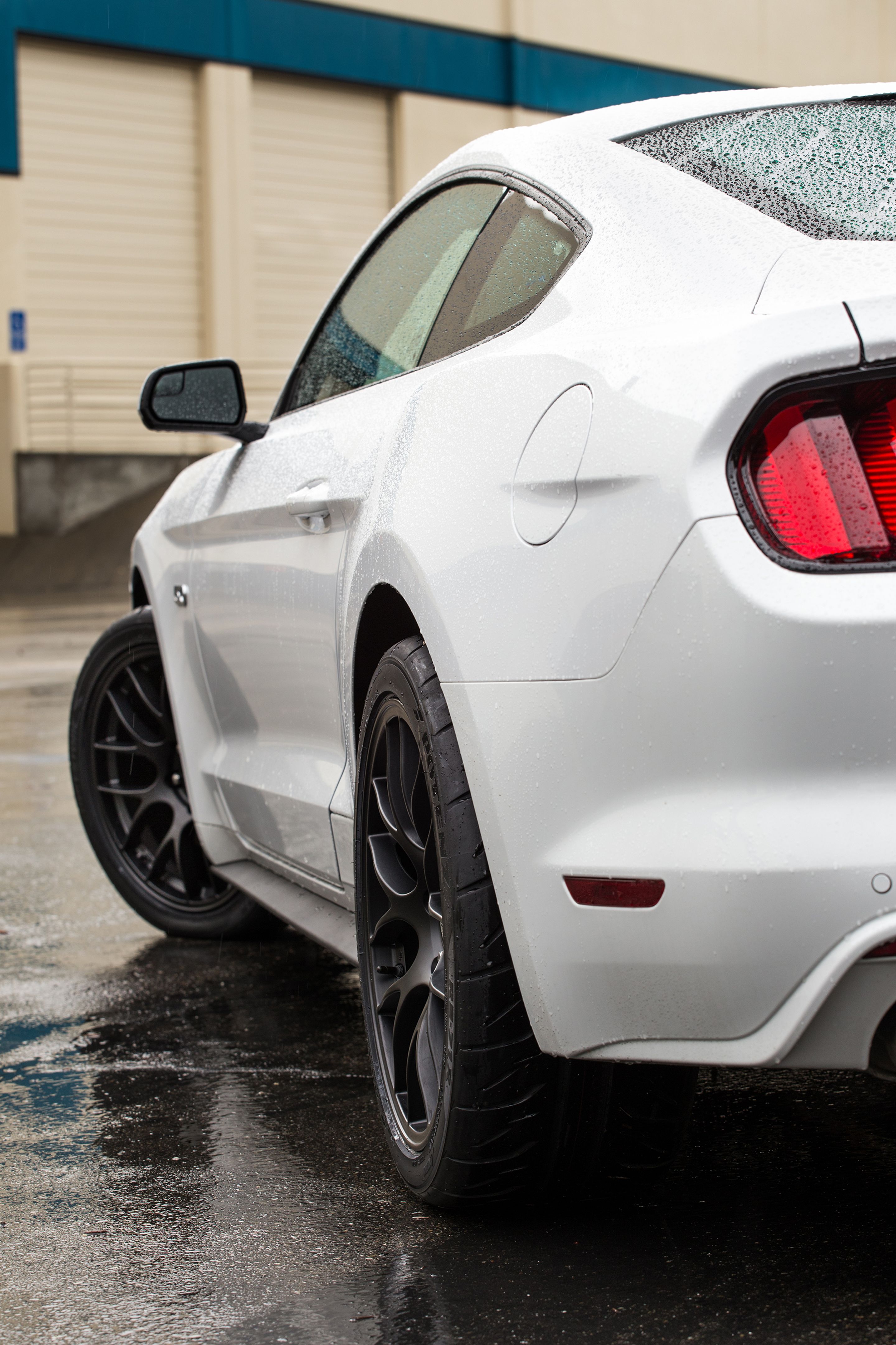 White Ford S550 Mustang GT with 19" EC-7 Apex wheels in Satin Black