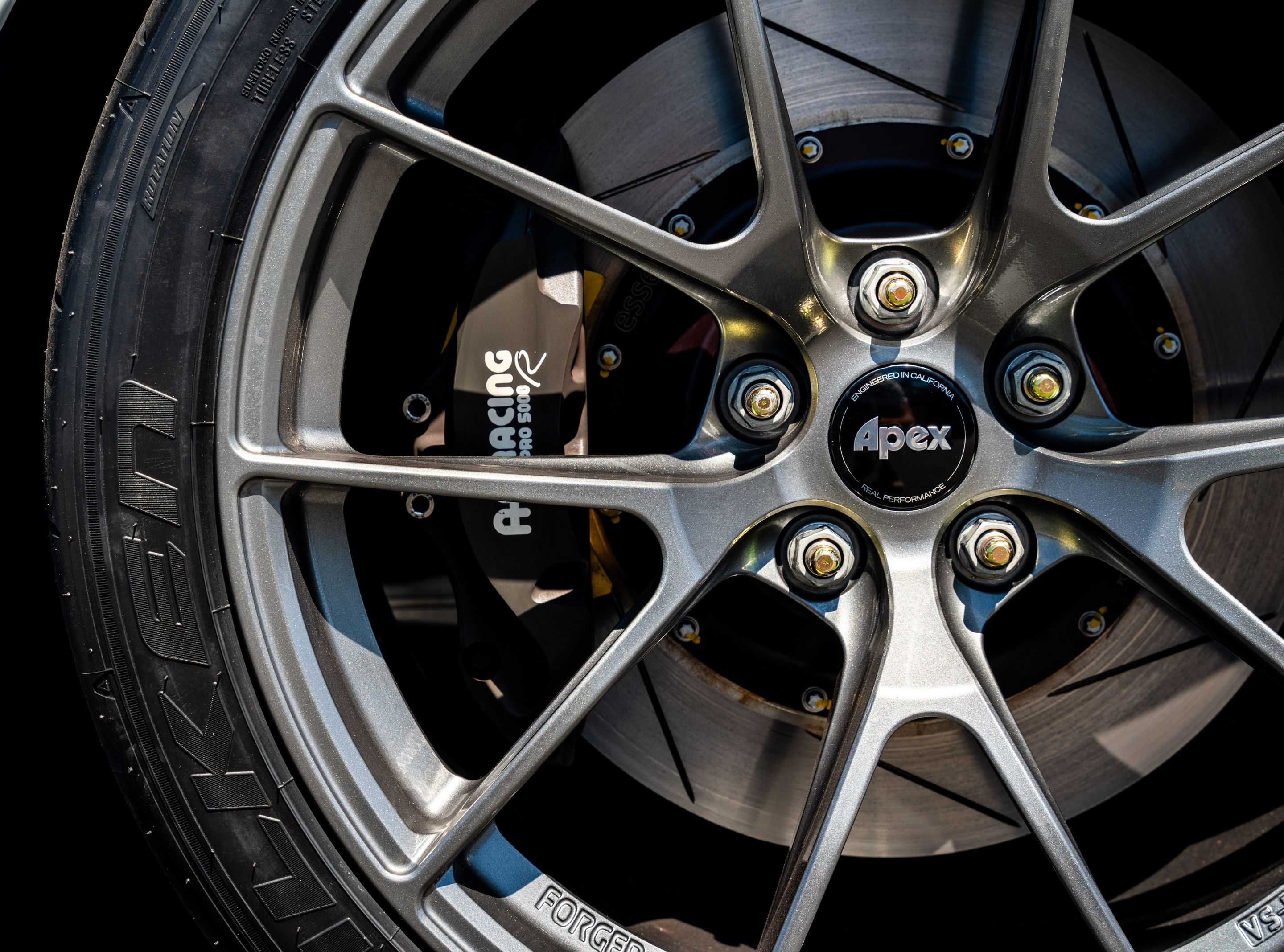 White Tesla Model 3 with 19" VS-5RS Apex wheels in Anthracite