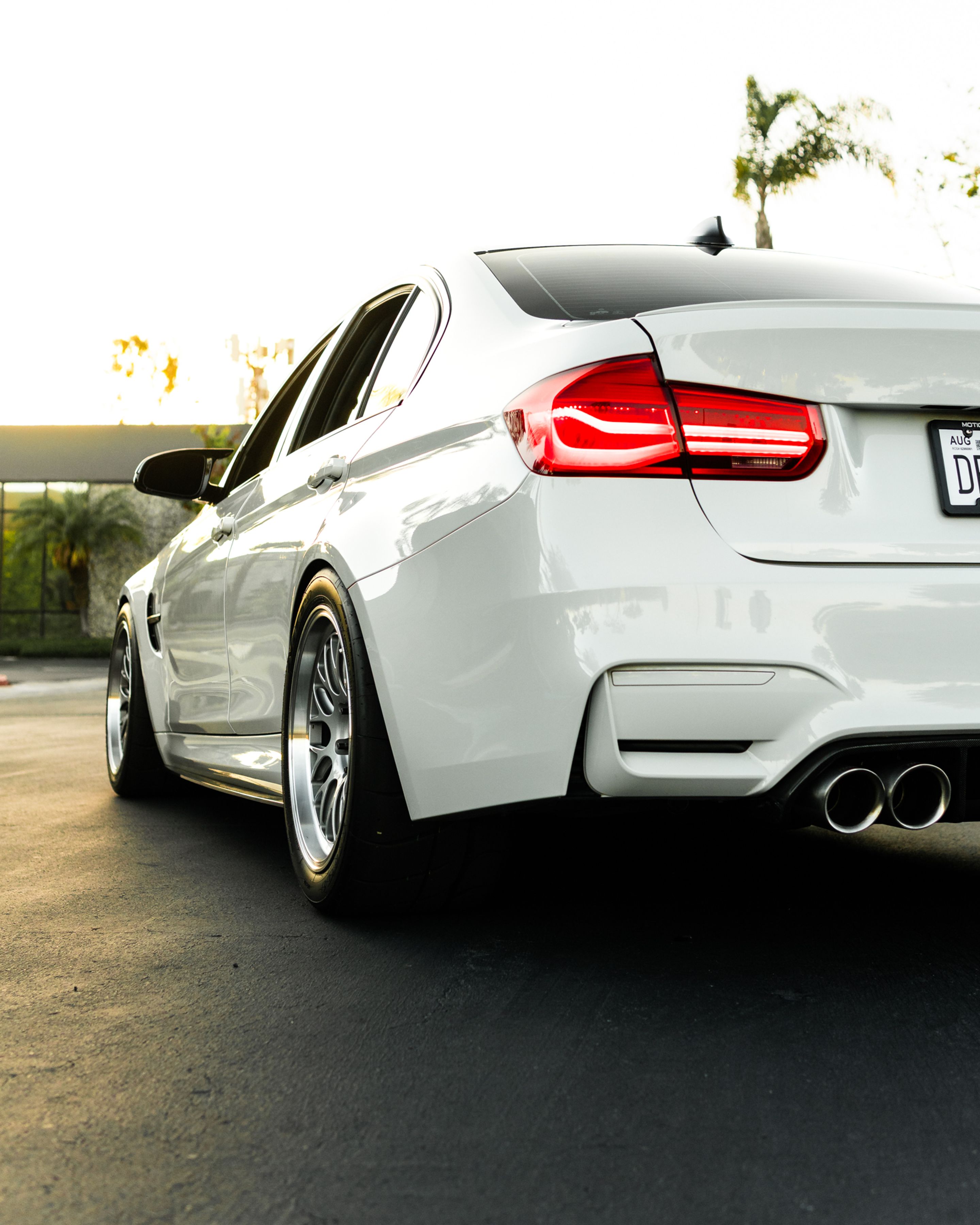 White BMW F80 M3 with 18" ML-10RT Apex wheels in Machined Lip Race Silver
