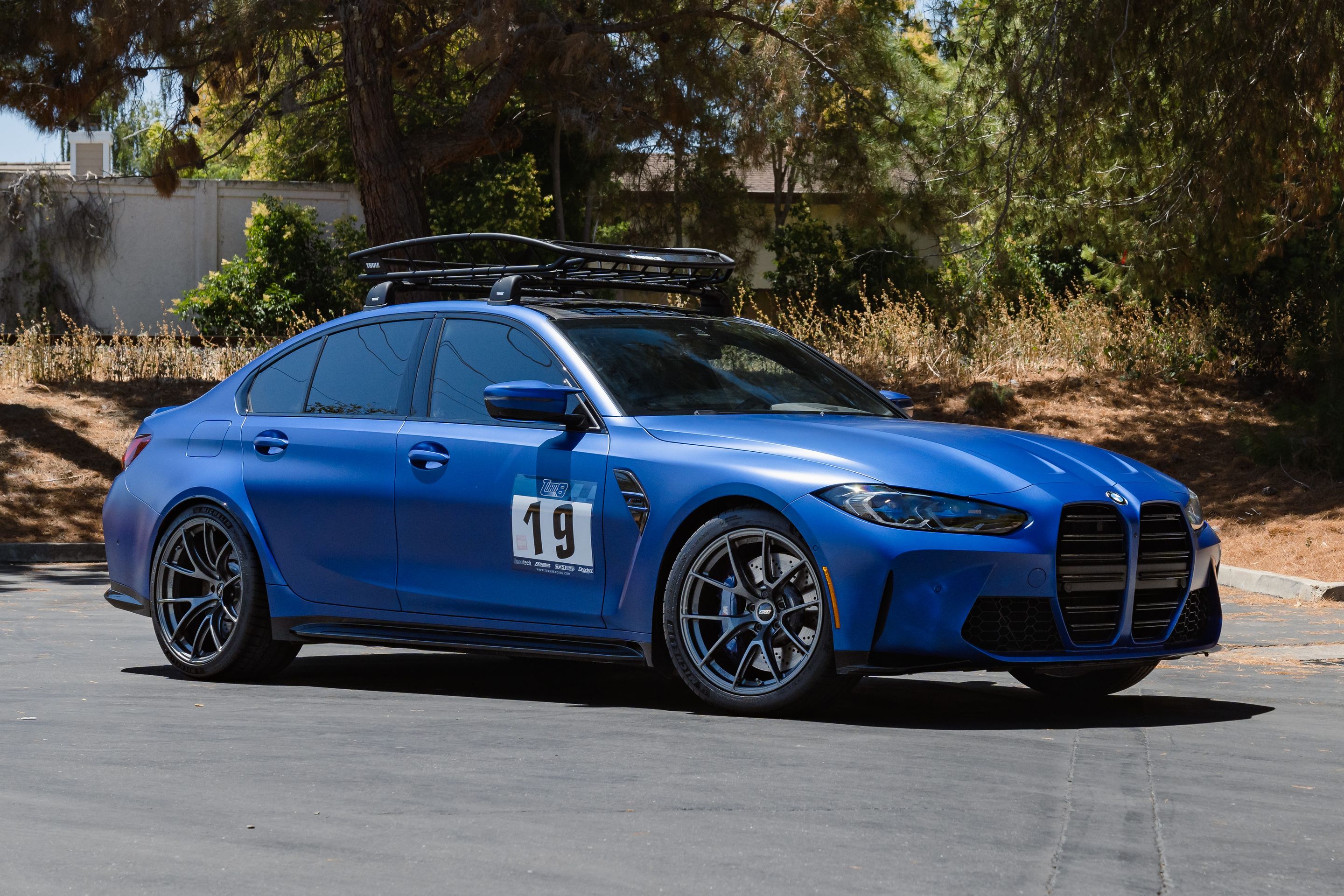 Blue BMW G80 M3 with 19"/20" VS-5RS Apex wheels in Anthracite