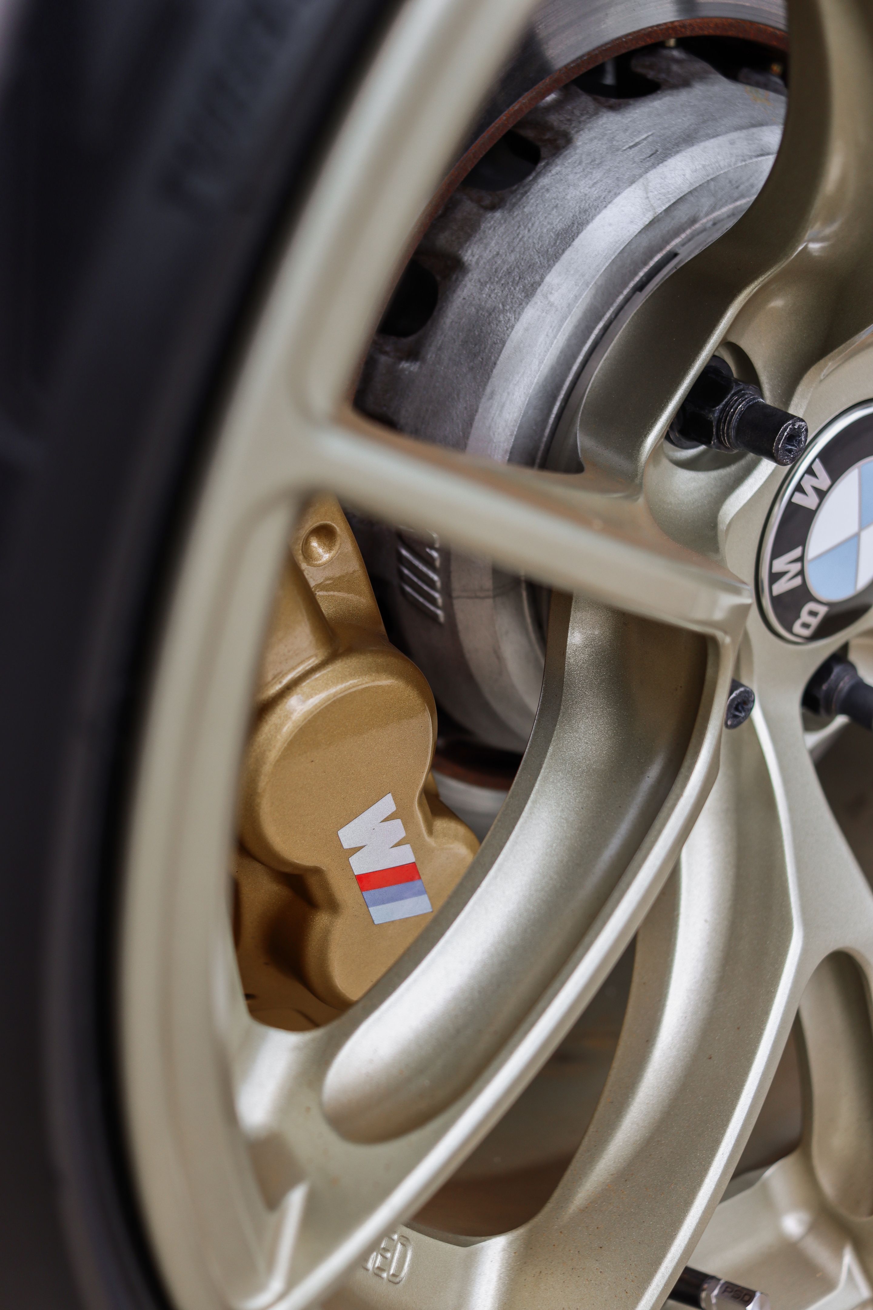 Grey BMW E92 Coupe M3 with 18" VS-5RS Apex wheels in Motorsport Gold