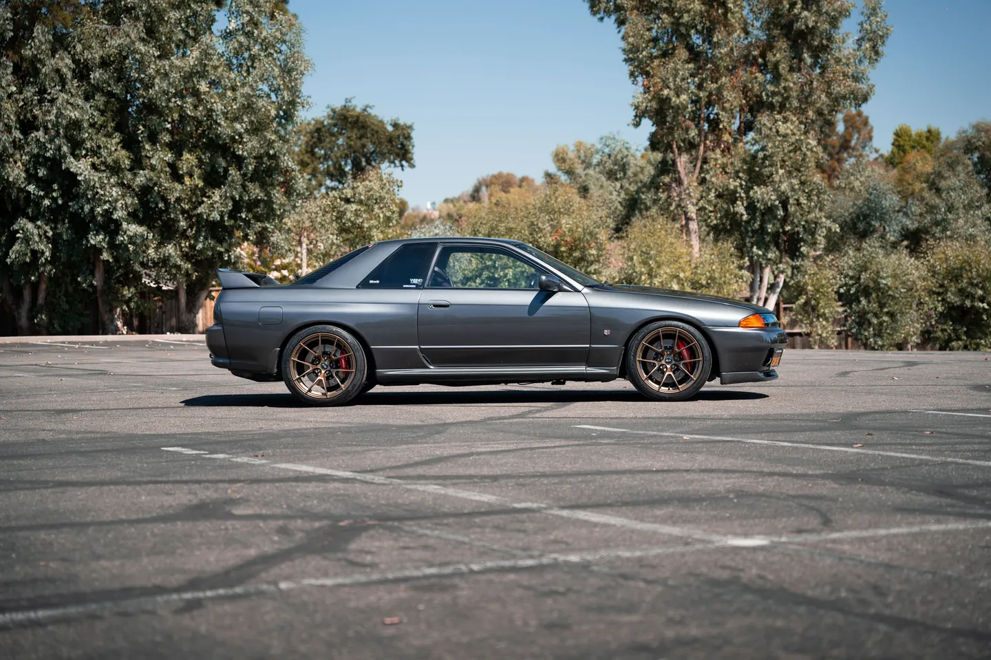 Nissan R32 GT-R with 18