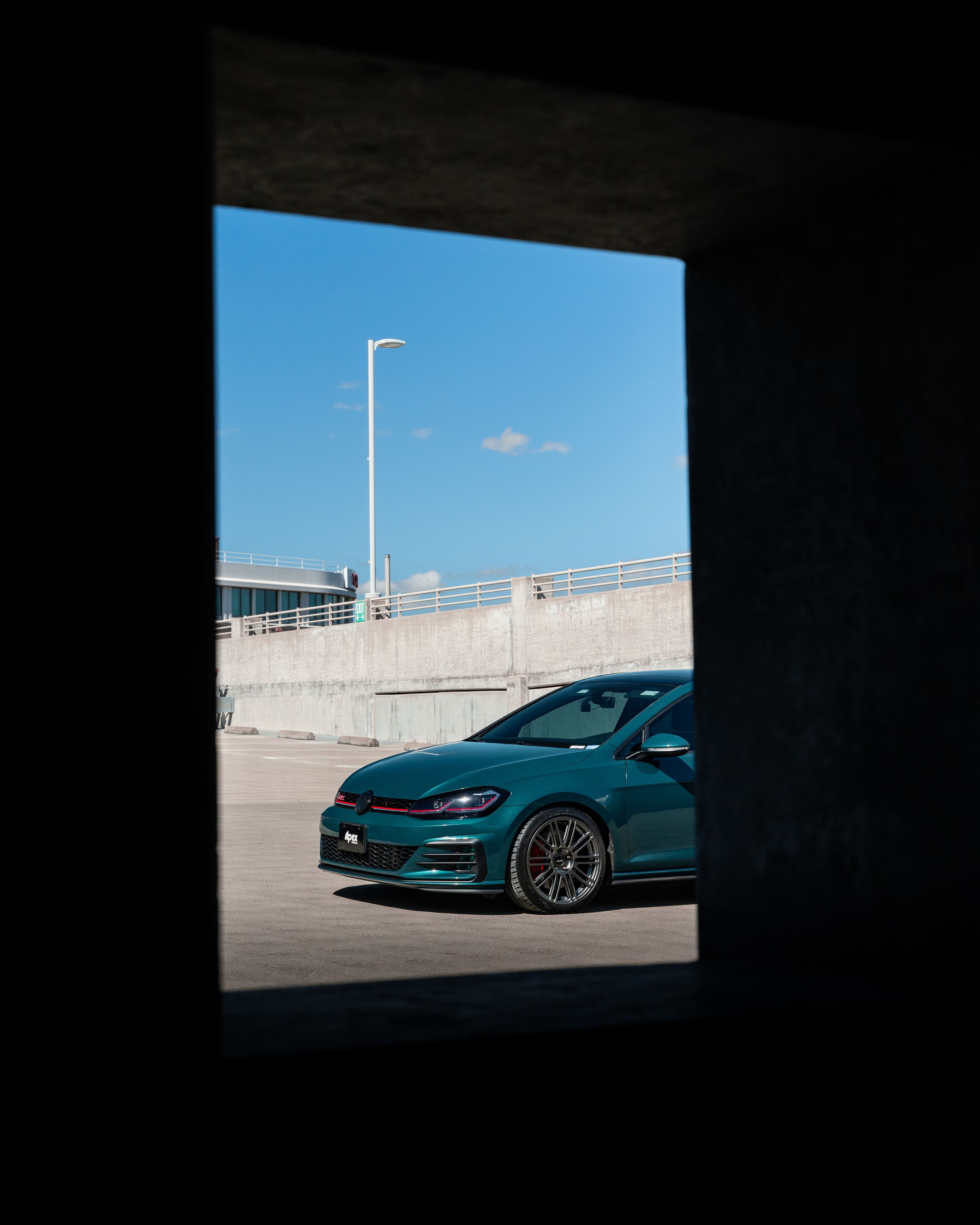 Green VW MK7 GTI with 18" TC-10RT Apex wheels in Anthracite