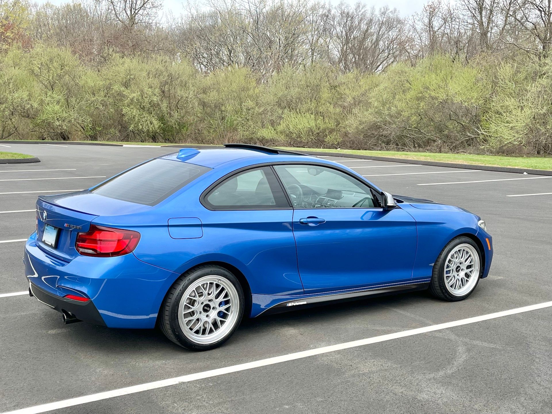 Blue BMW F22 Coupe 2 Series with 18" ML-10RT Apex wheels in Machined Lip Race Silver