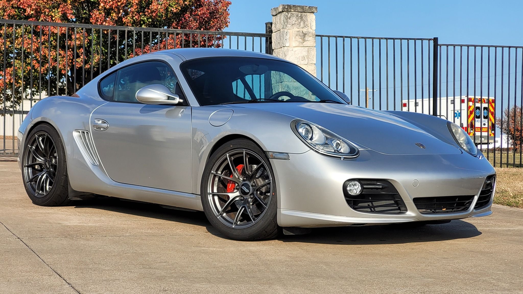 Silver Porsche Cayman - VS-5RS in Anthracite