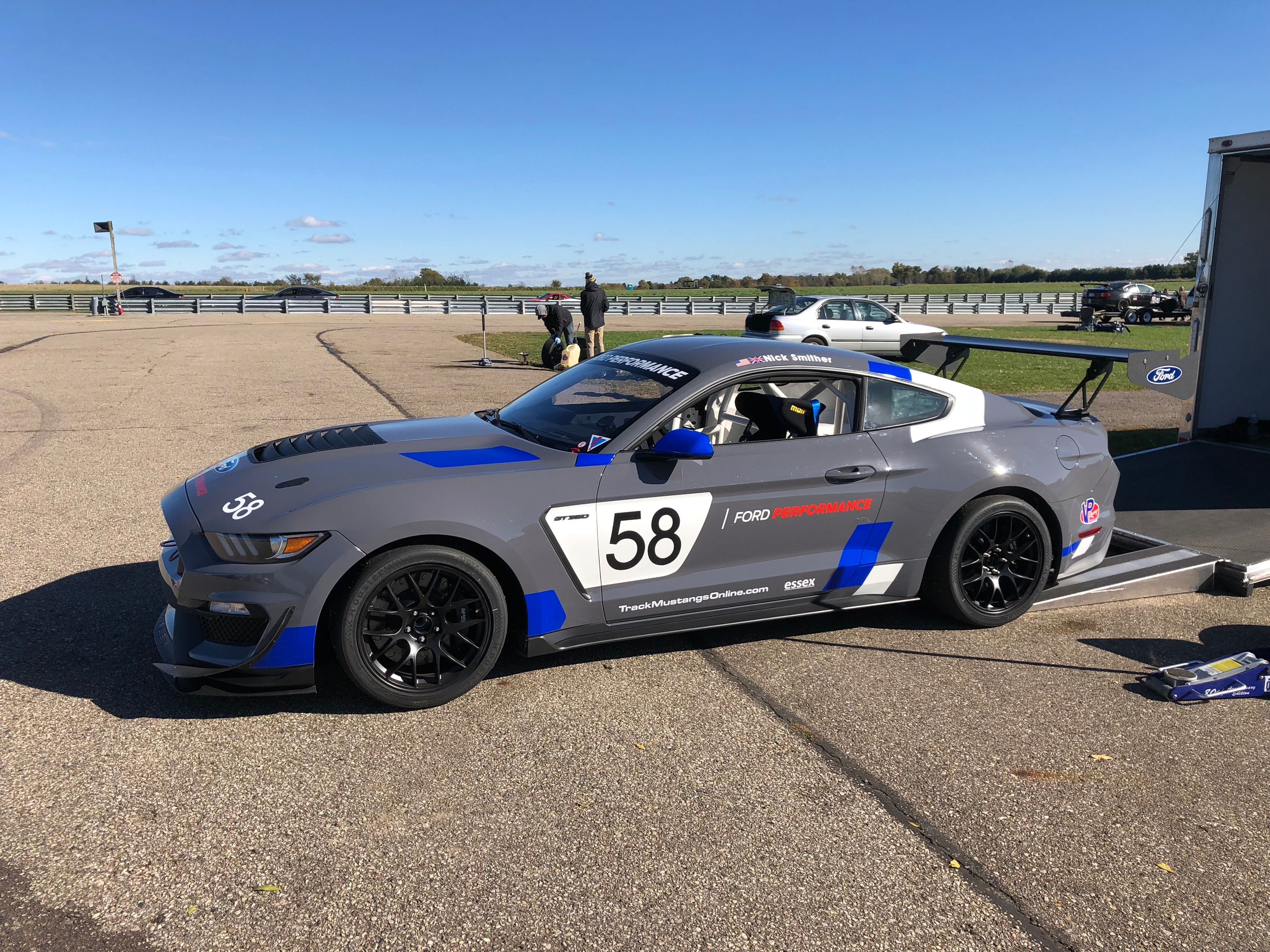 Grey Ford S550 Mustang GT350R with 18" EC-7 Apex wheels in Satin Black