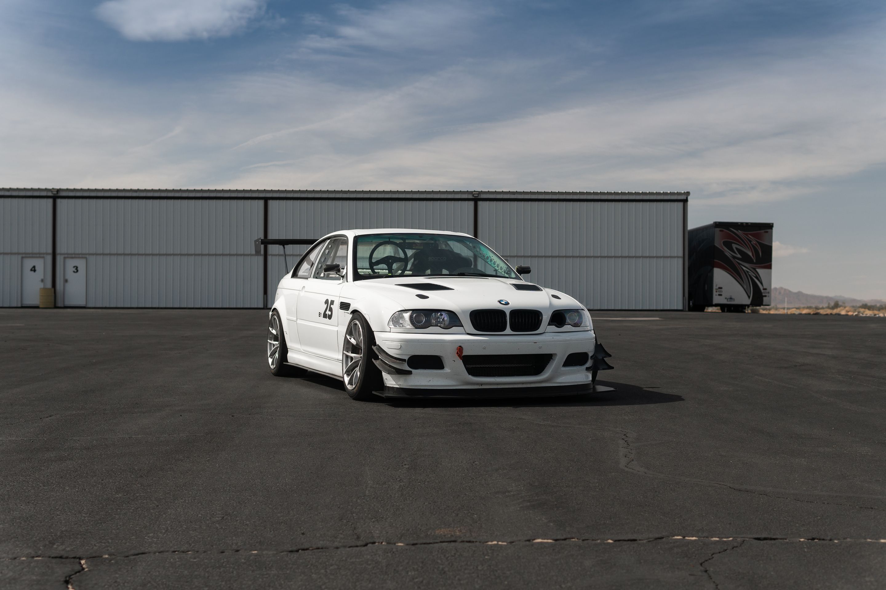 White BMW E46 M3 with 18" VS-5RS Apex wheels in Brushed Clear