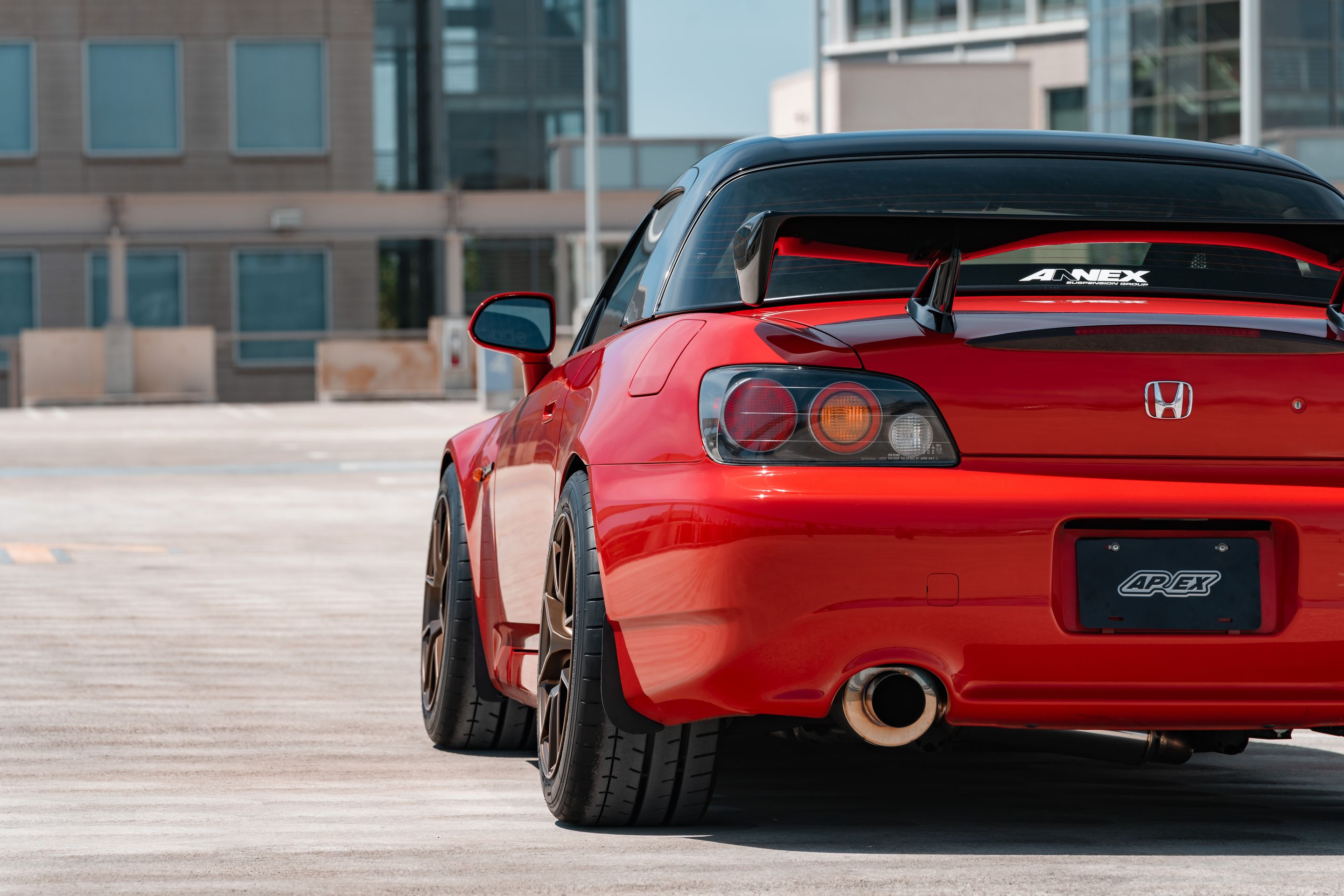 Red Honda S2000 with 17" VS-5RS Apex wheels in Satin Bronze