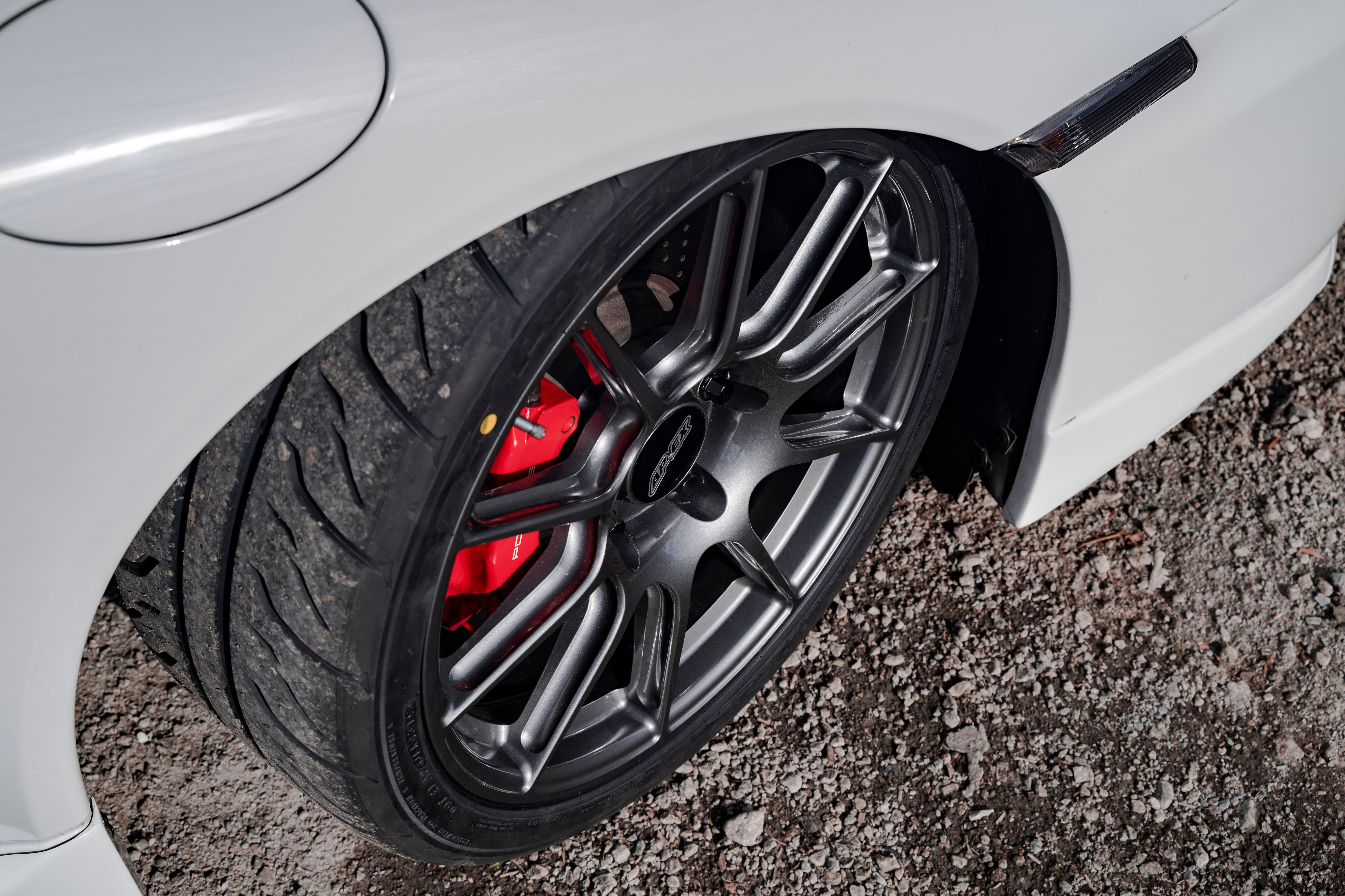 Porsche 911 997 Carrera S with 19