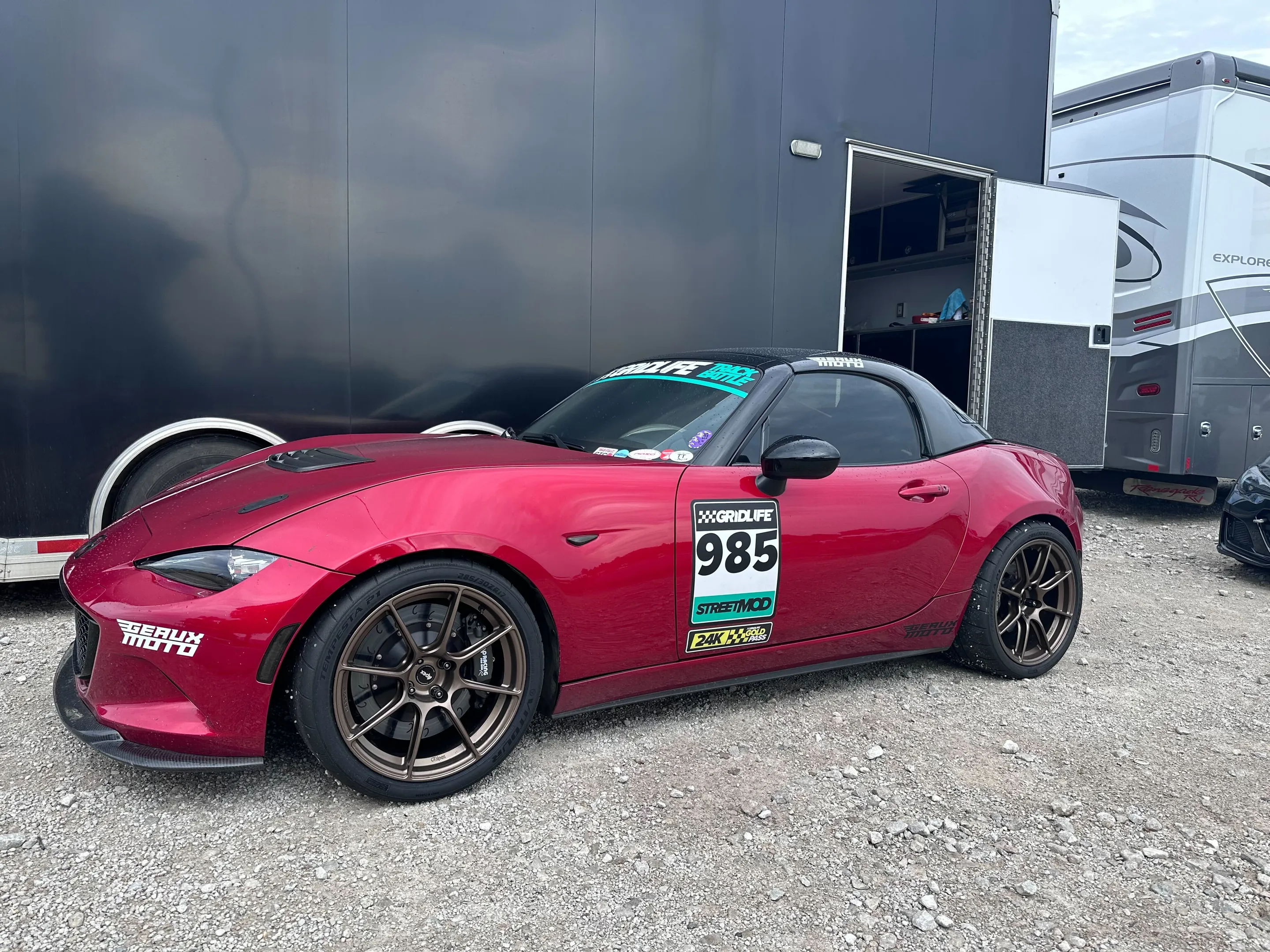 Red Mazda ND MX-5 Miata with 17" SM-8RS Apex wheels in Satin Bronze