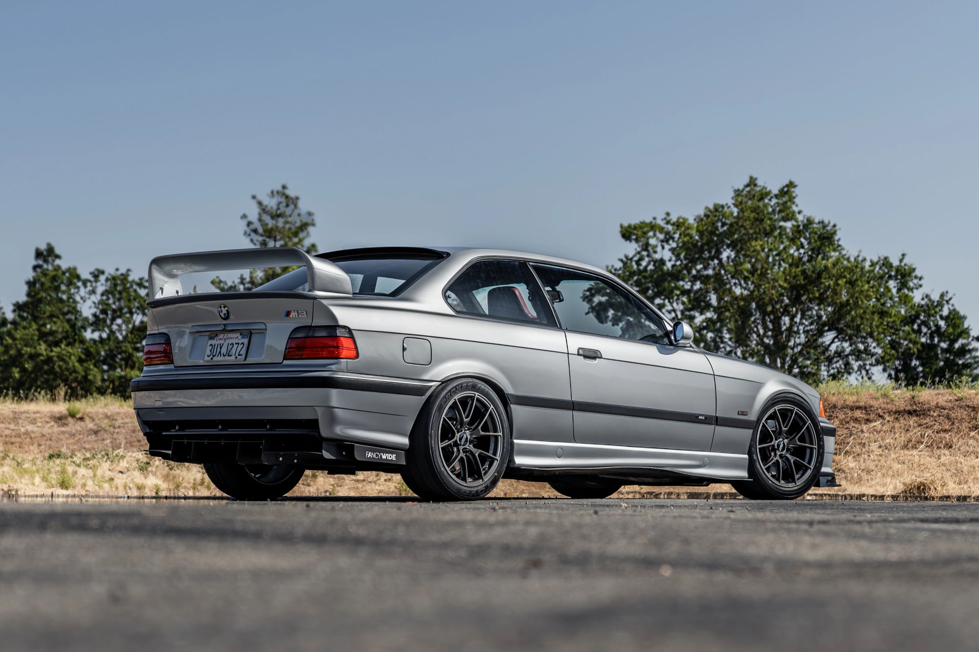Silver BMW E36 M3 with 17" VS-5RS Apex wheels in Anthracite