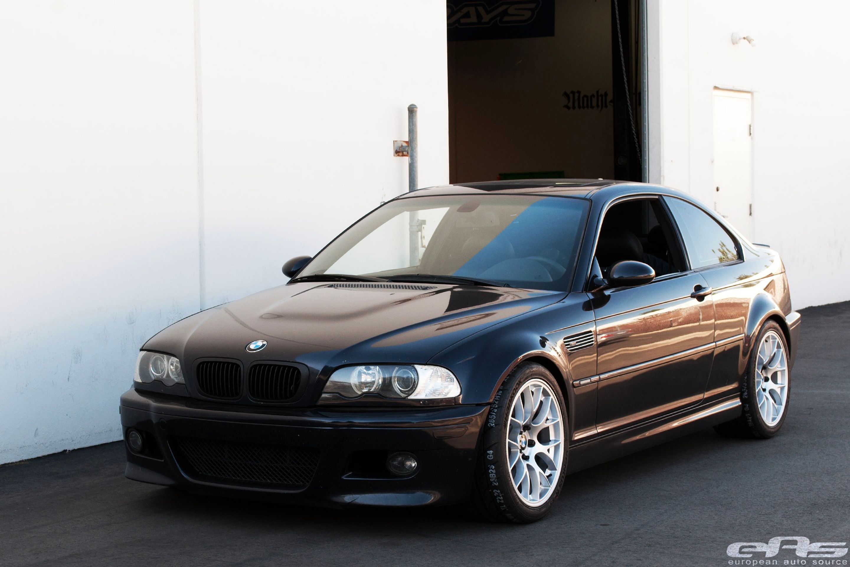 Black BMW E46 M3 with 18" EC-7 Apex wheels in Race Silver
