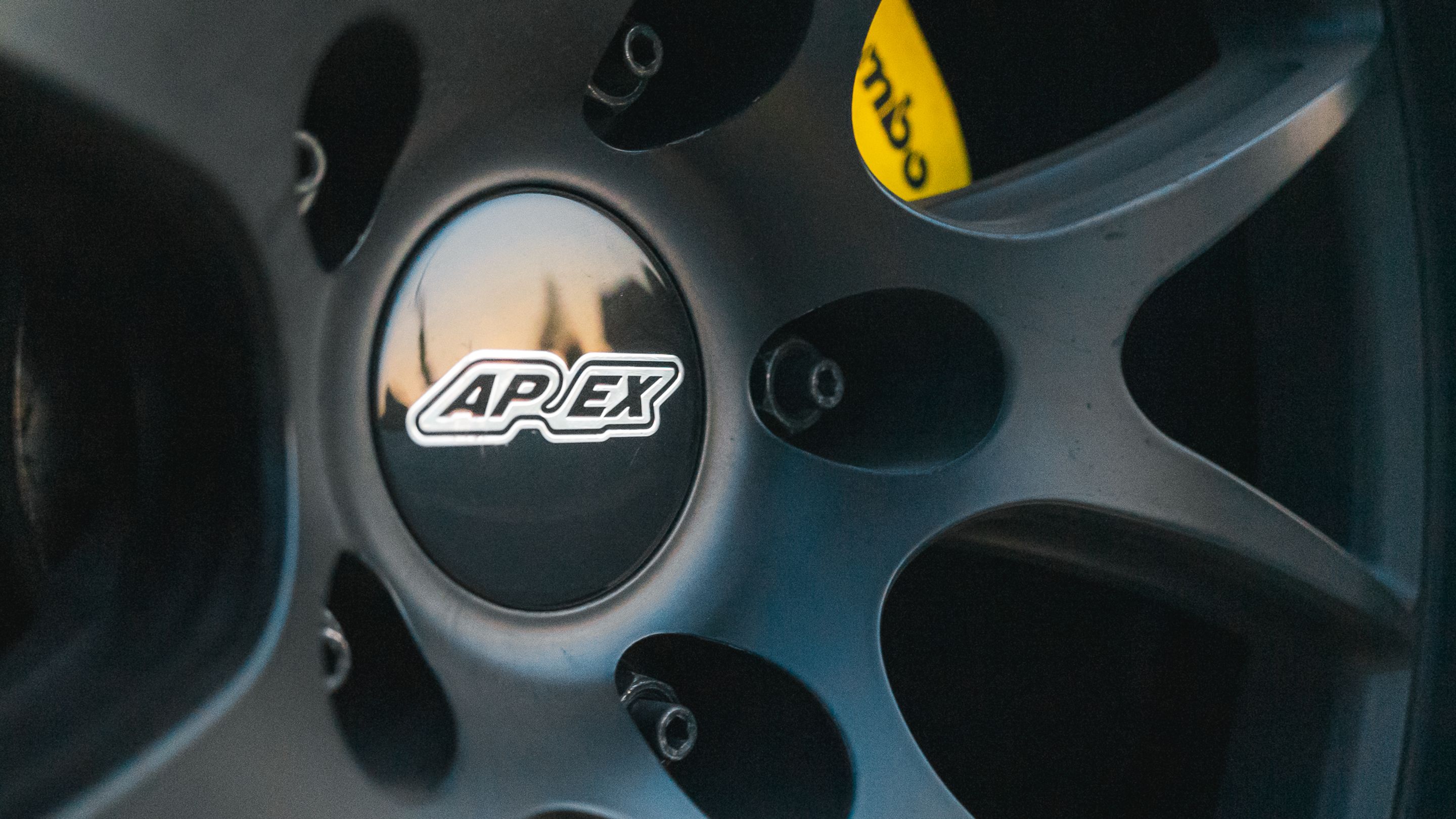 Silver BMW E46 M3 with 18" FL-5 Apex wheels in Satin Black