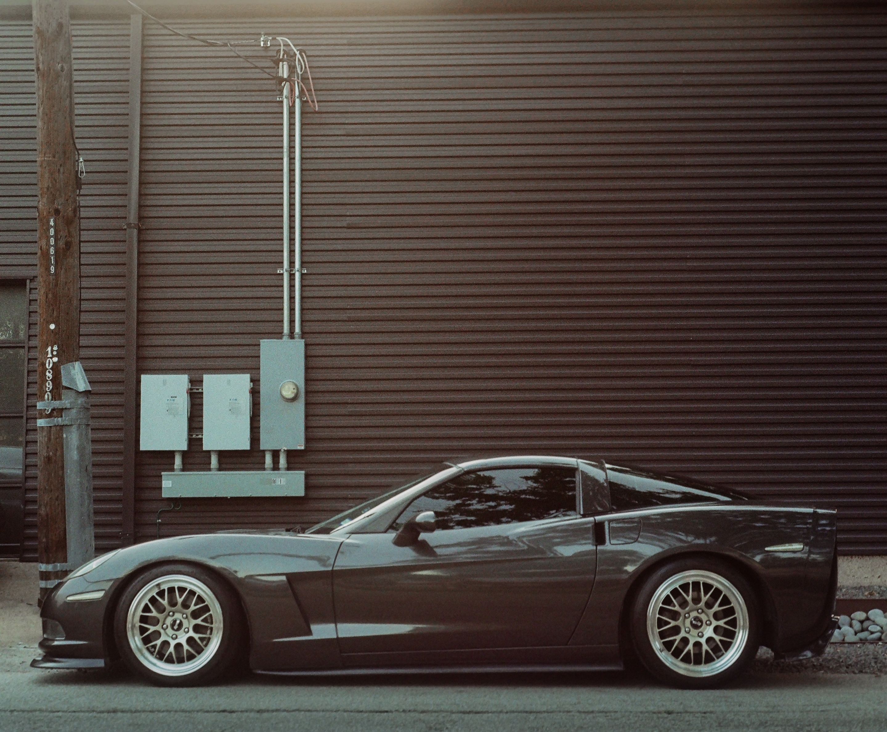 Grey Chevrolet C6 Corvette Base/Z51 with 18"/19" ML-10RT Apex wheels in Machined Lip Gloss Motorsport Gold