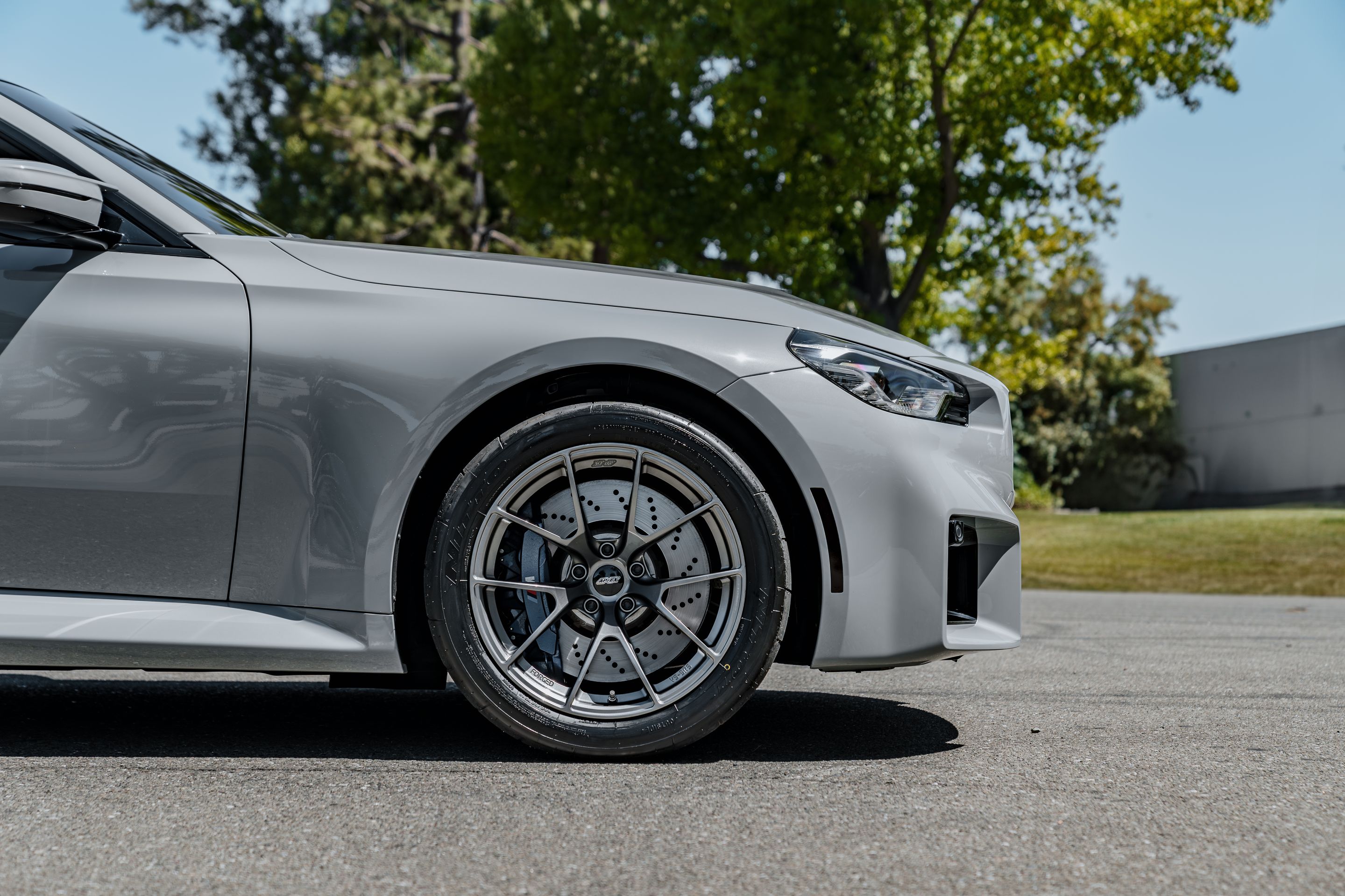 Grey BMW G87 M2 with 18" VS-5RS Apex wheels in Anthracite