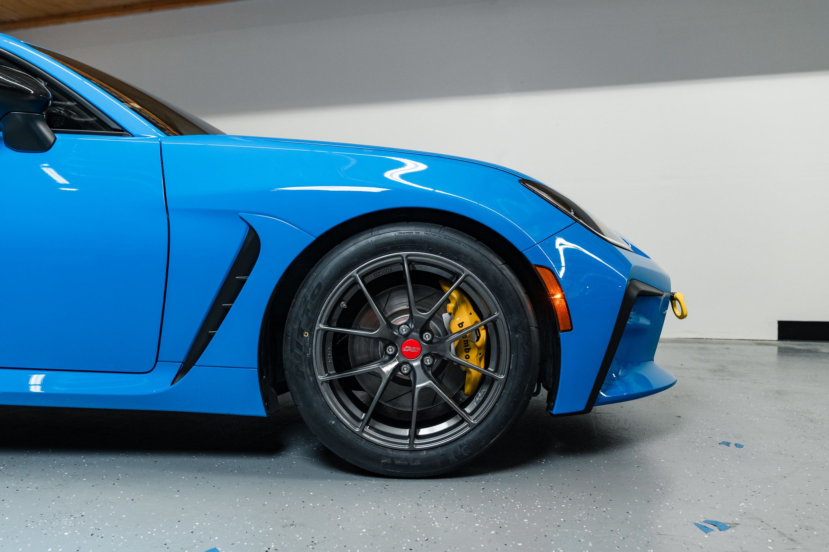 Blue Toyota GR86 with 17" VS-5RS Apex wheels in Anthracite