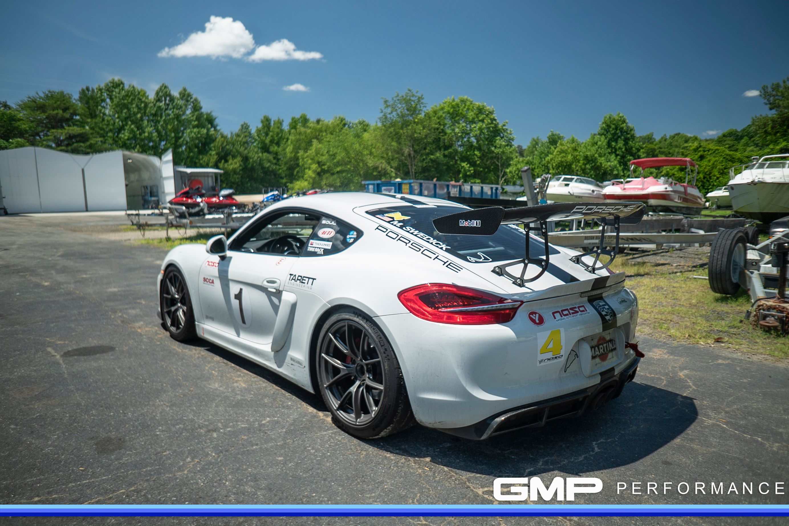 White Porsche 981 Cayman S with 19" VS-5RS Apex wheels in Anthracite