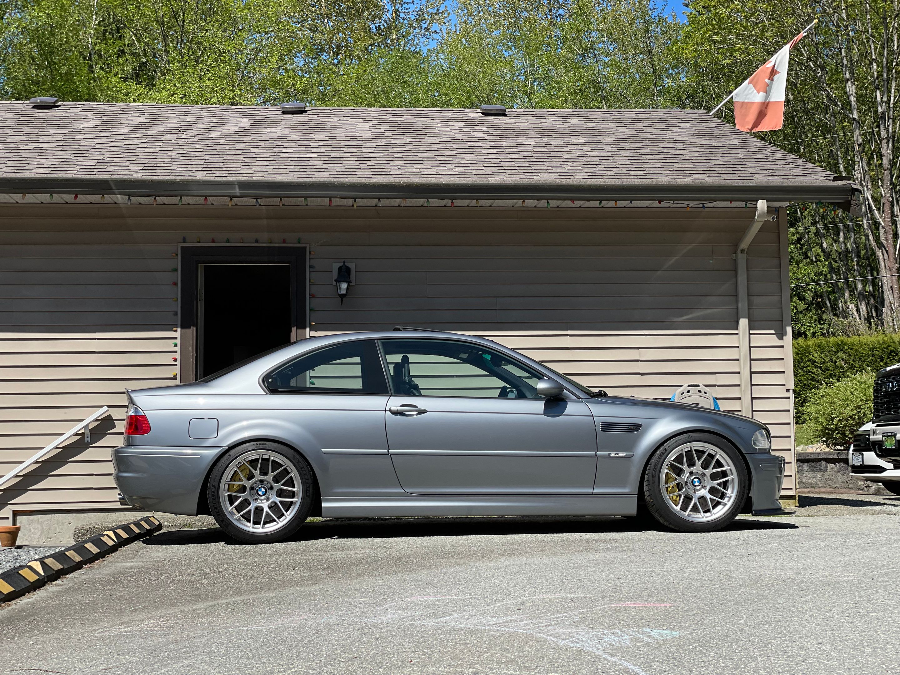 Silver BMW E46 M3 with 18" ARC-8 Apex wheels in Race Silver
