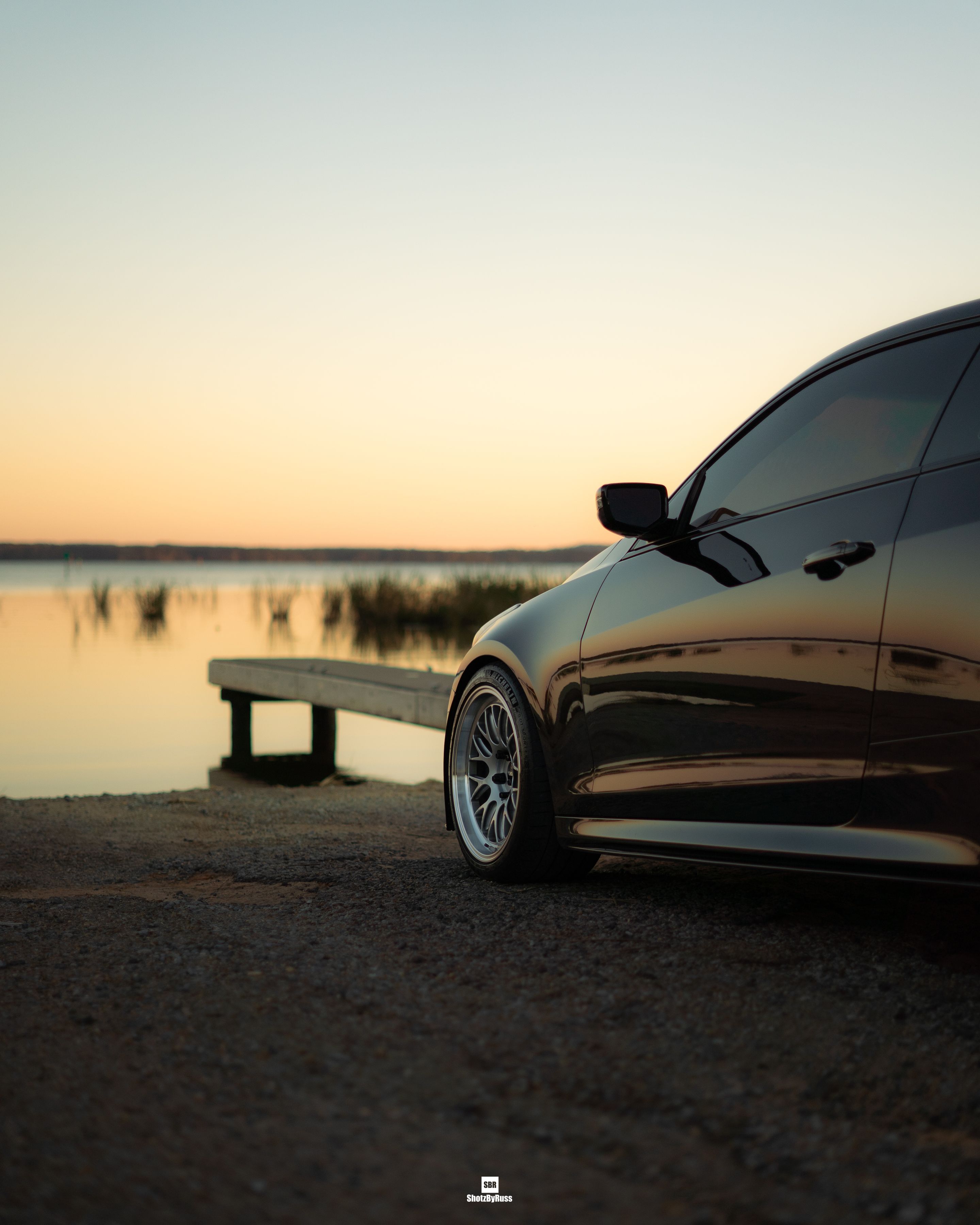 Black Cadillac ATS-V with 18" ML-10RT Apex wheels in Machined Lip Race Silver